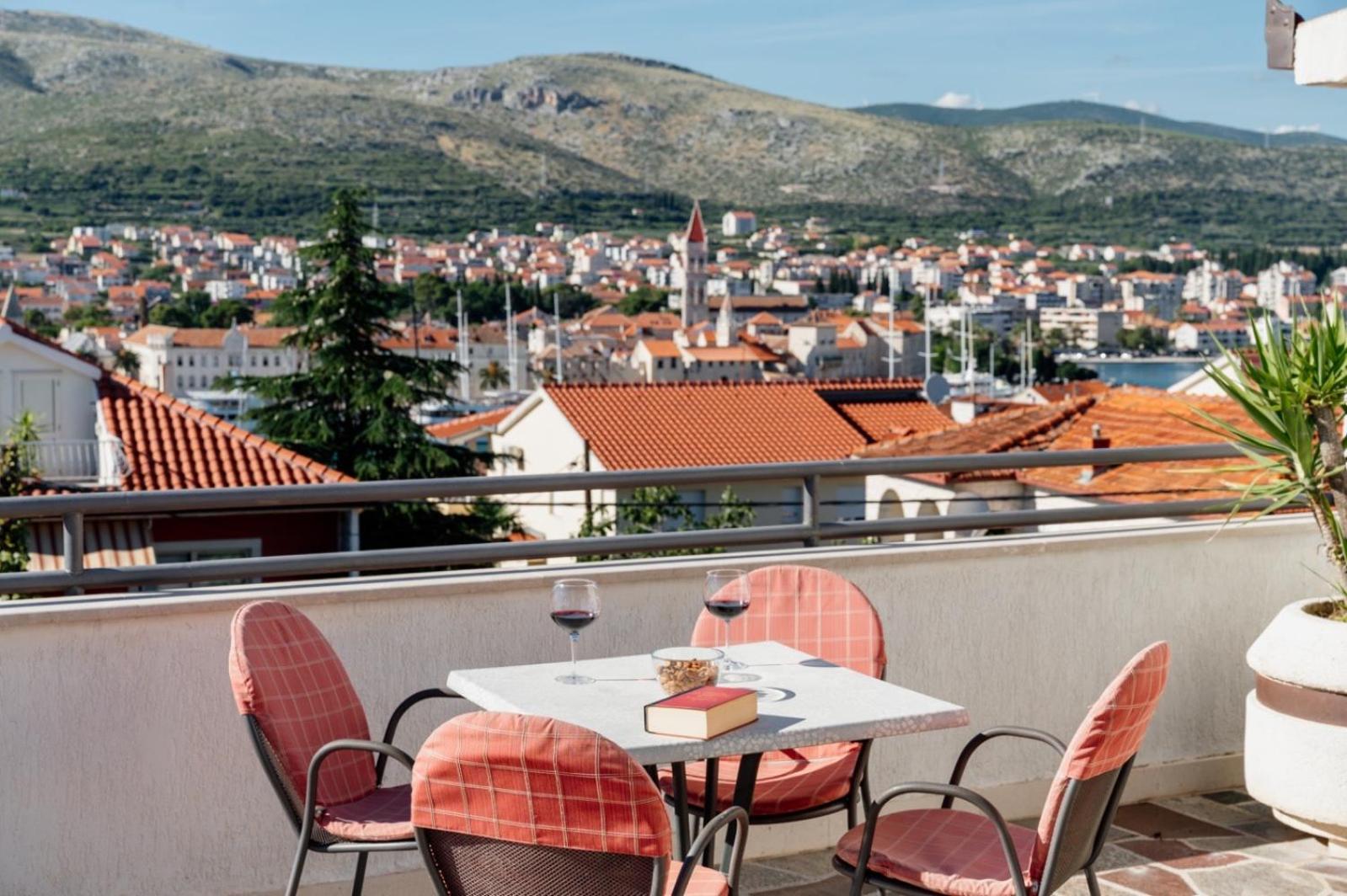 Apartments Kudelik