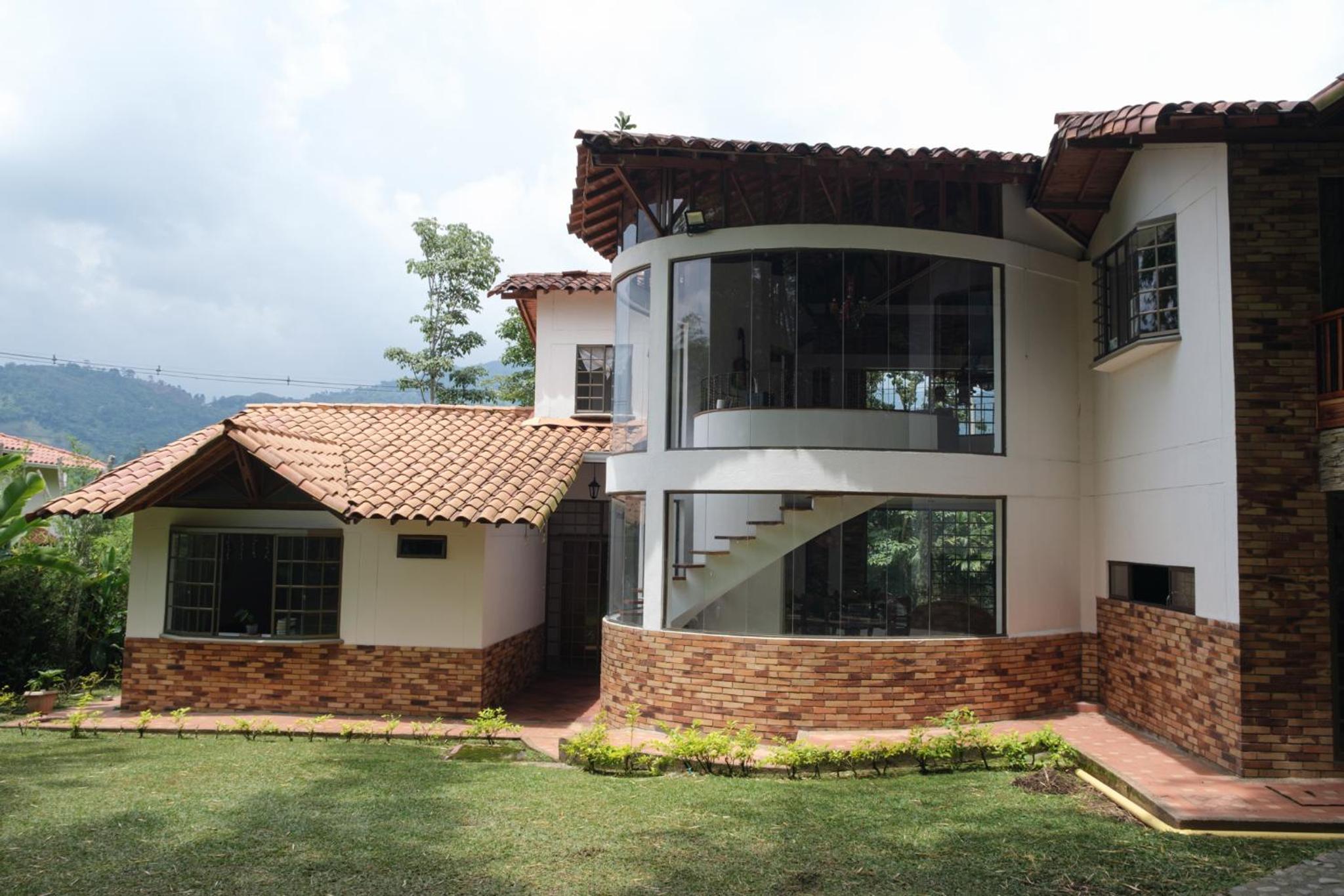 Casa Angeliconias