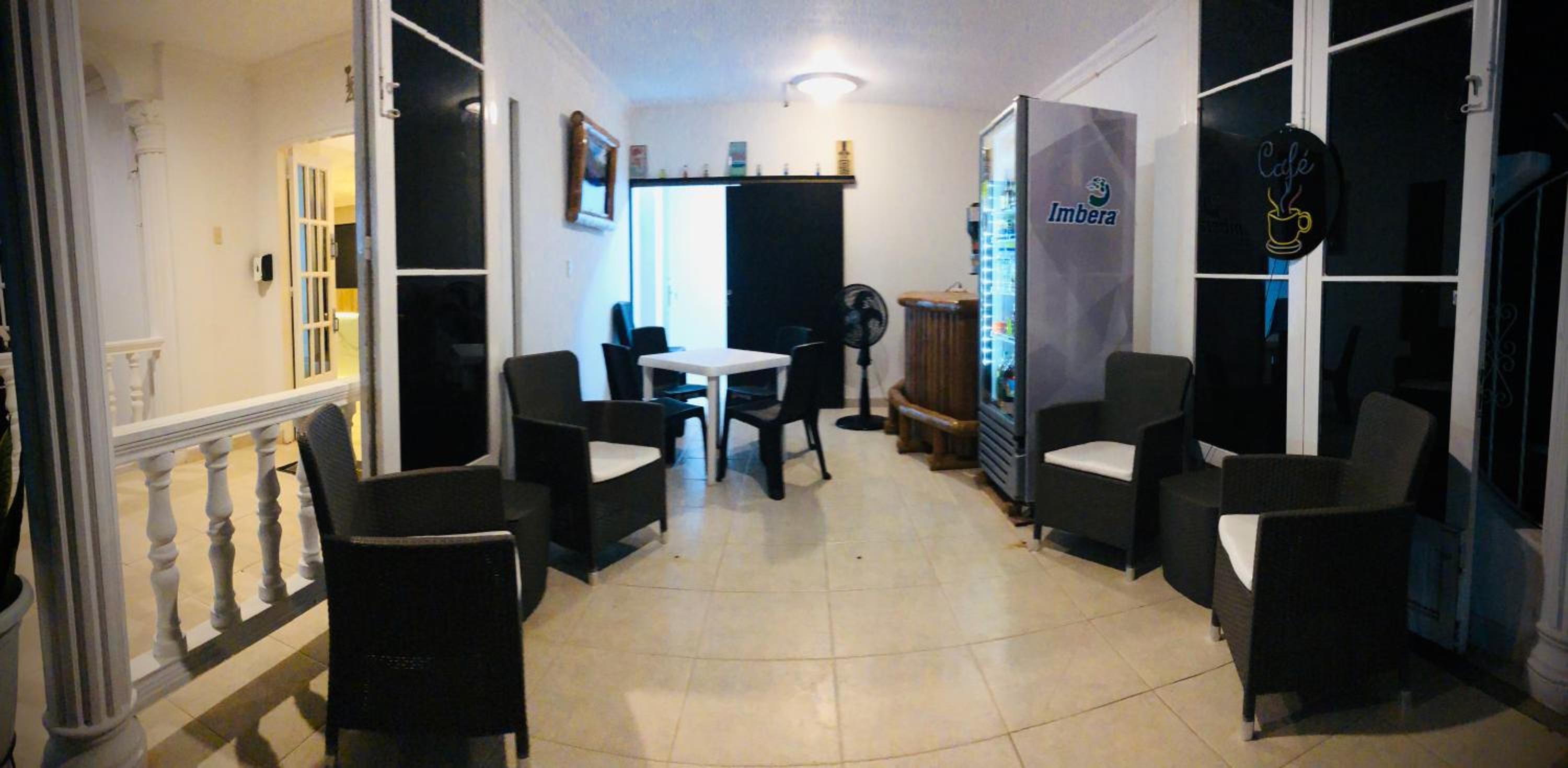 Casa Blanca Guaviare Hostel