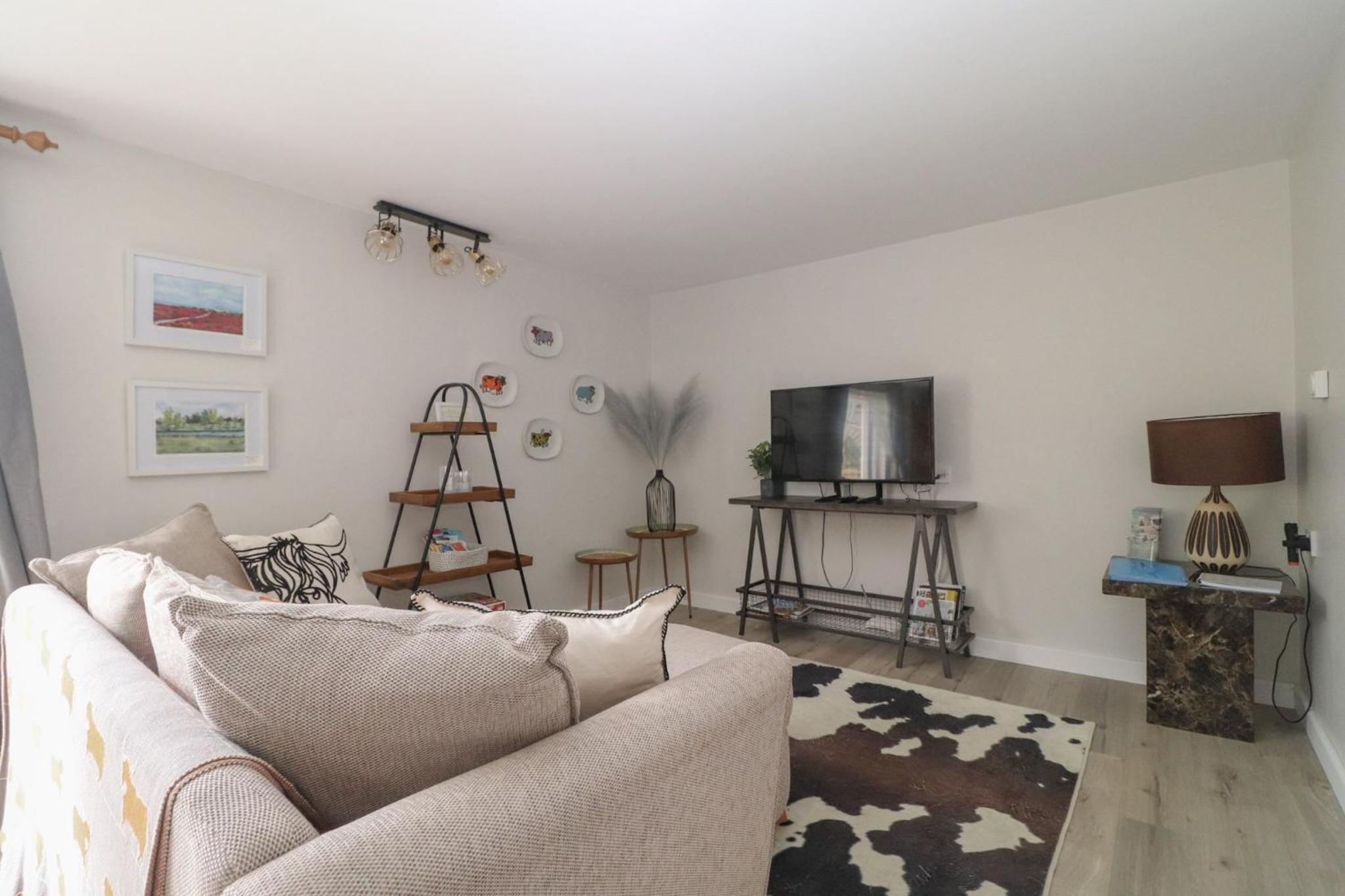 Charming dog friendly cottage in rural Suffolk view 2