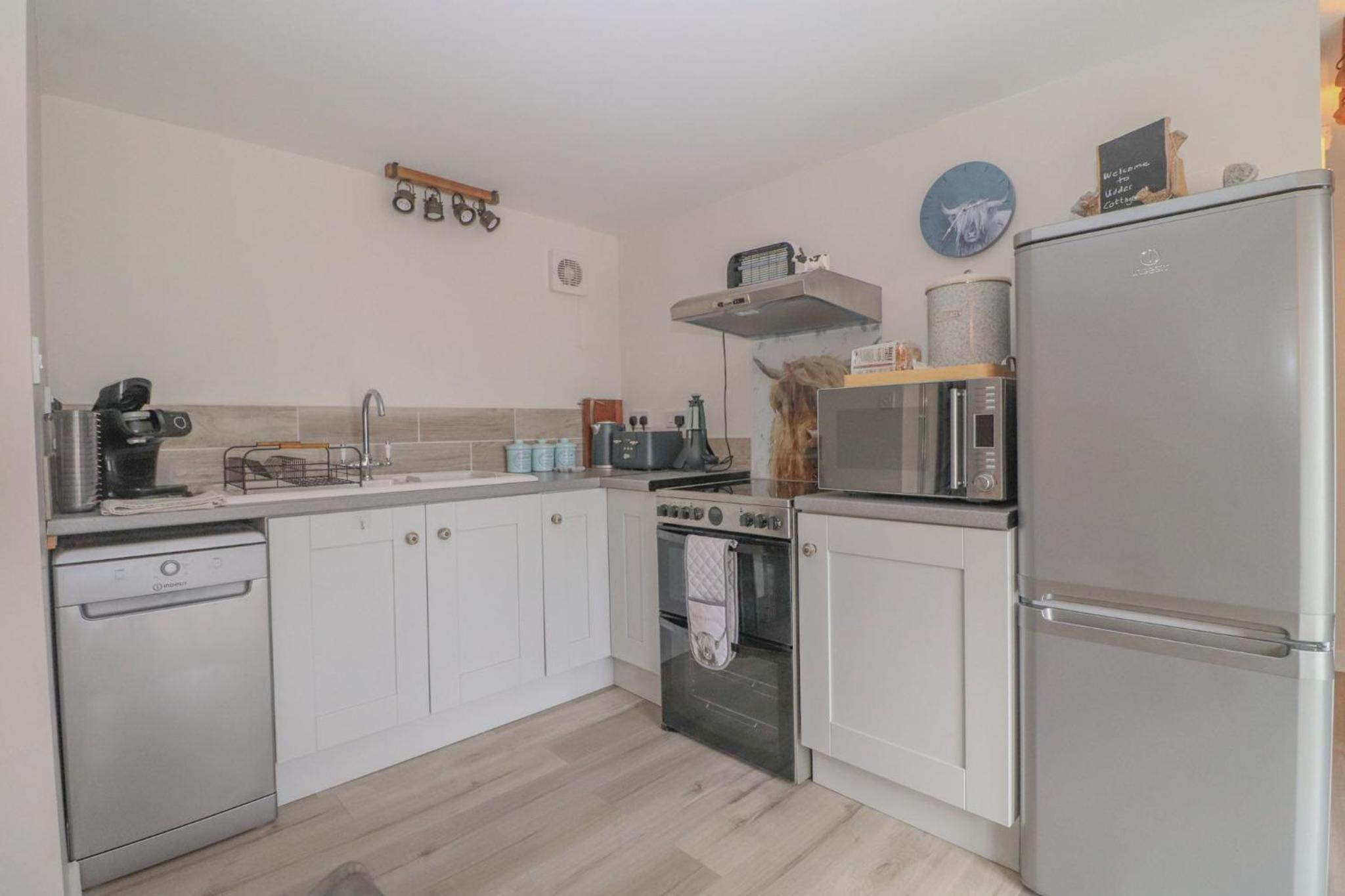 Charming dog friendly cottage in rural Suffolk view 3
