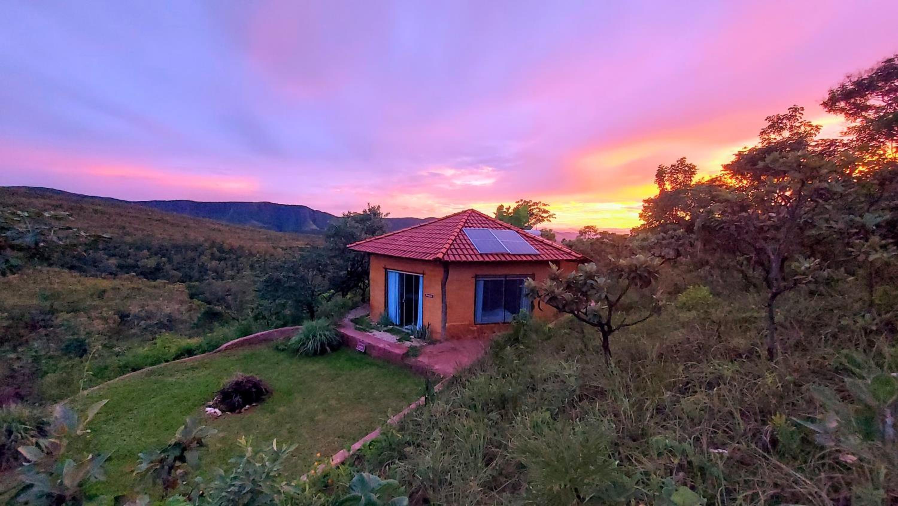 Bangalô Sol e Lua - Ecohospedagem Canto da Coruja