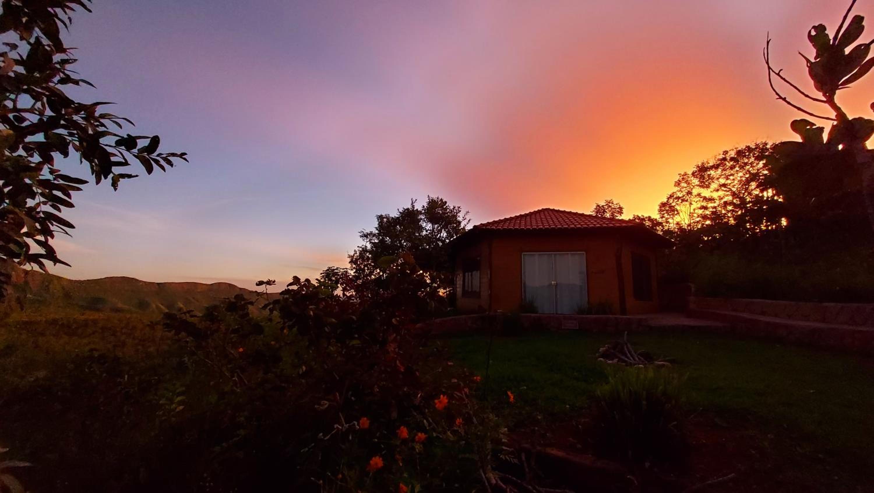Bangalô Sol e Lua - Ecohospedagem Canto da Coruja