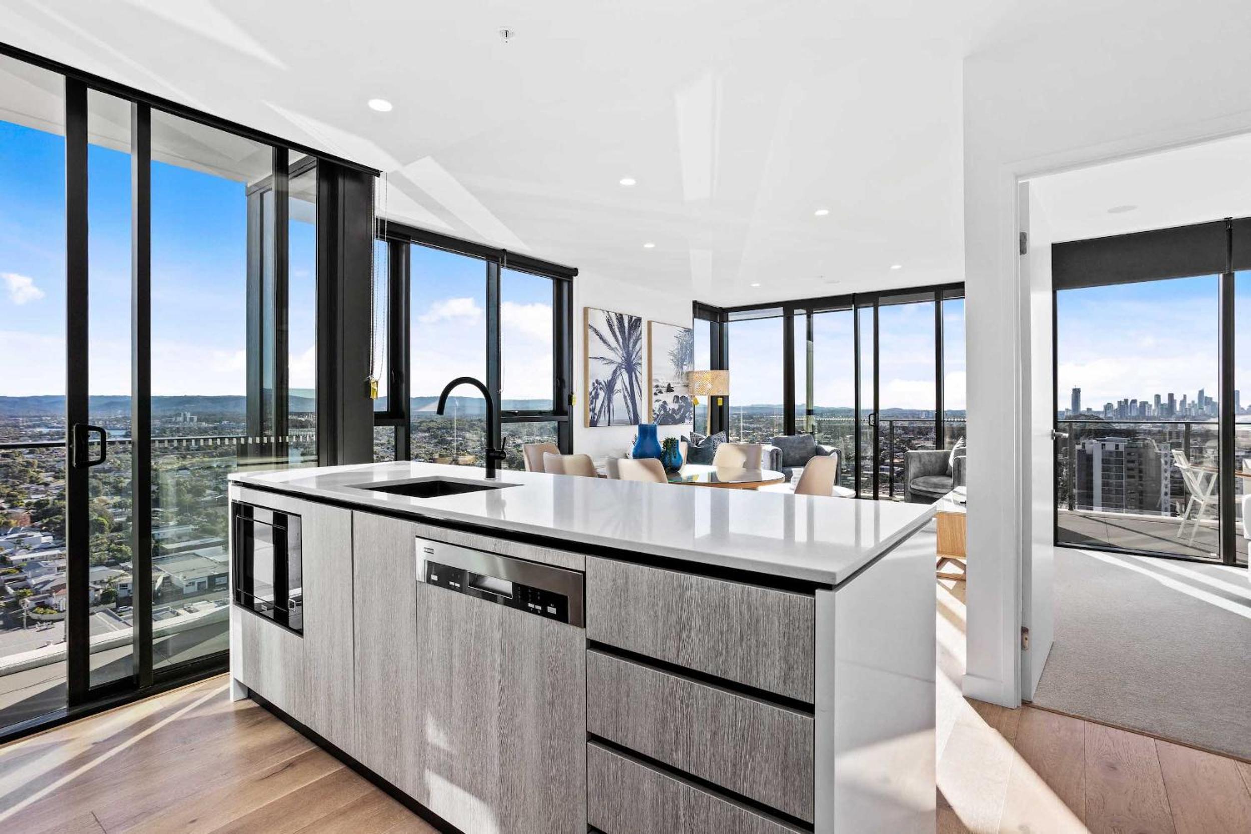 Sandbar Private Apartments - Hosted by Burleigh Letting Company