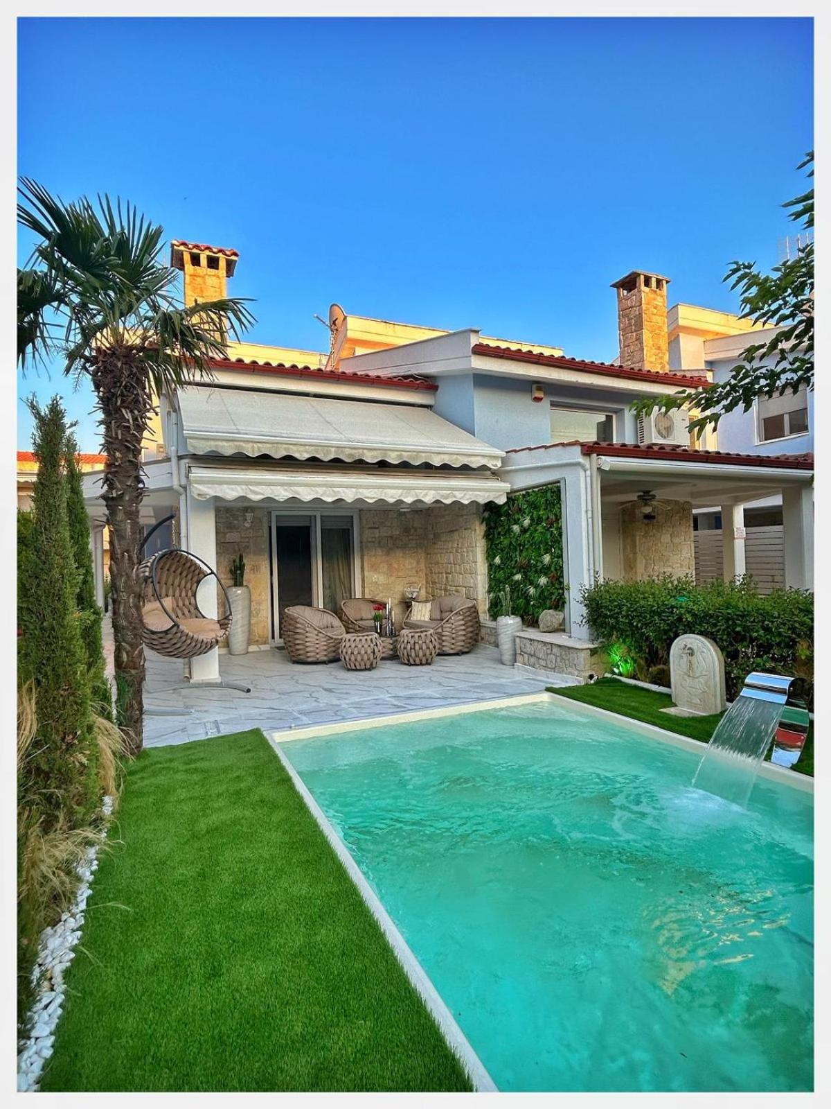 villa MEDITERAN
