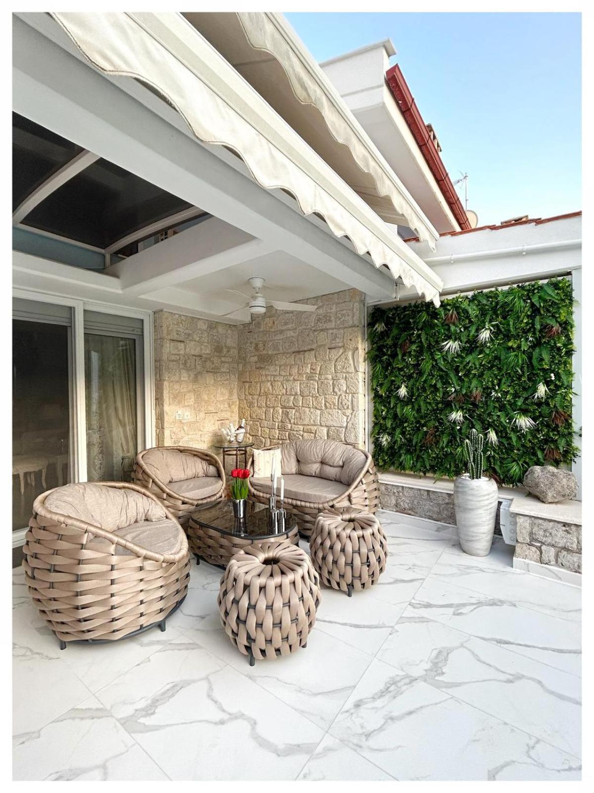 villa MEDITERAN