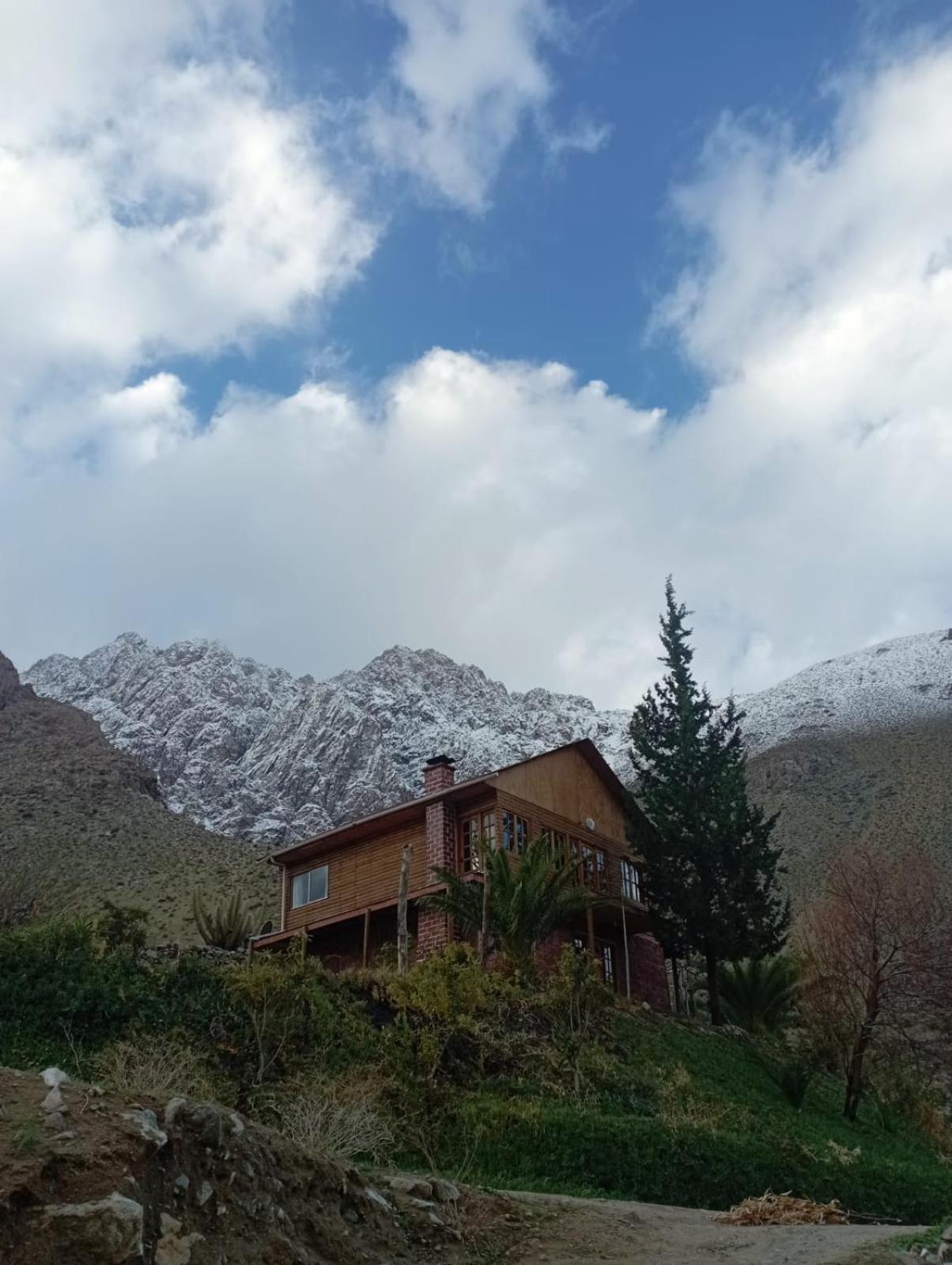 Hermosa casa familiar para 8 personas - Cochiguaz Valle de Elqui