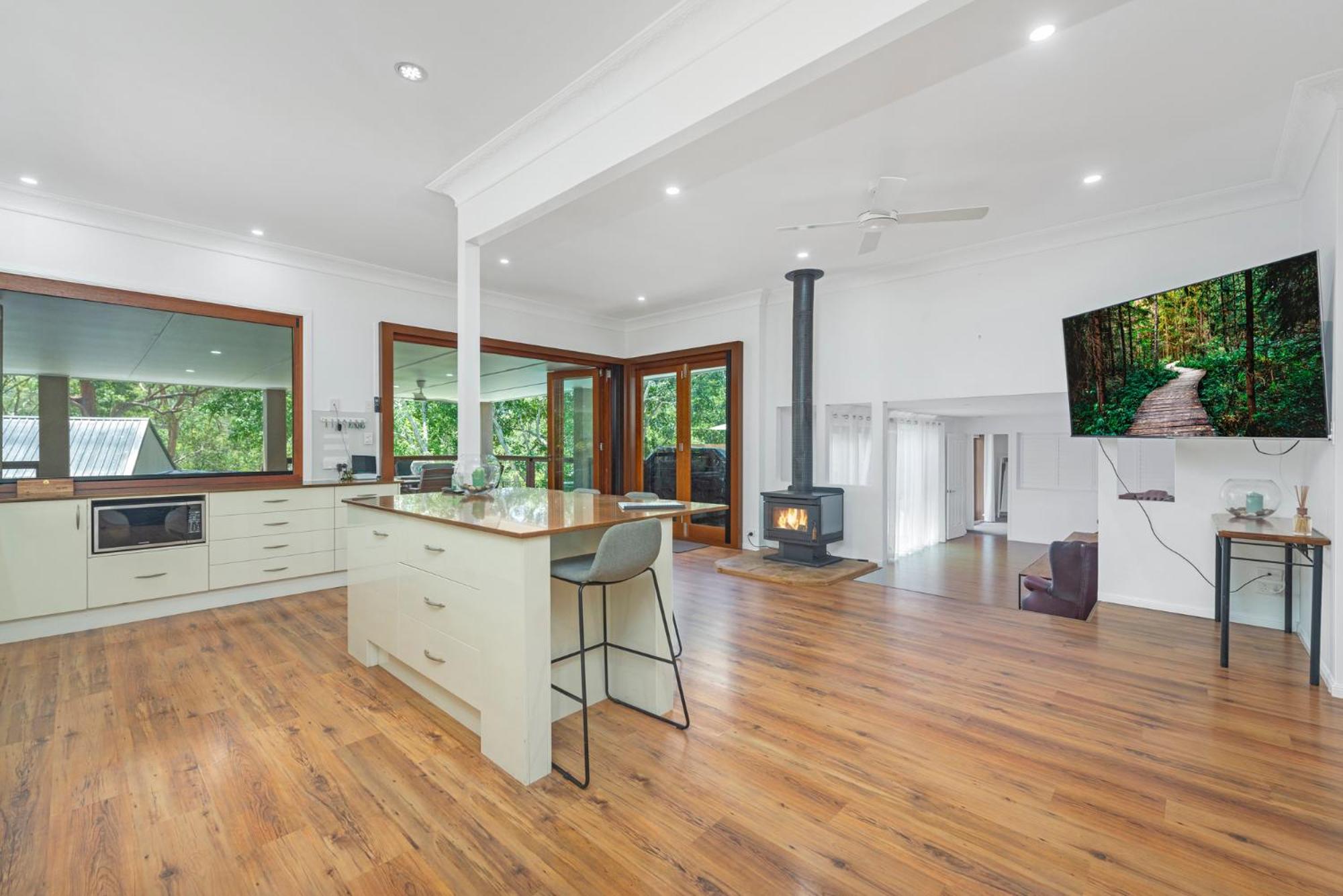 Chilled Lifestyle - huge home