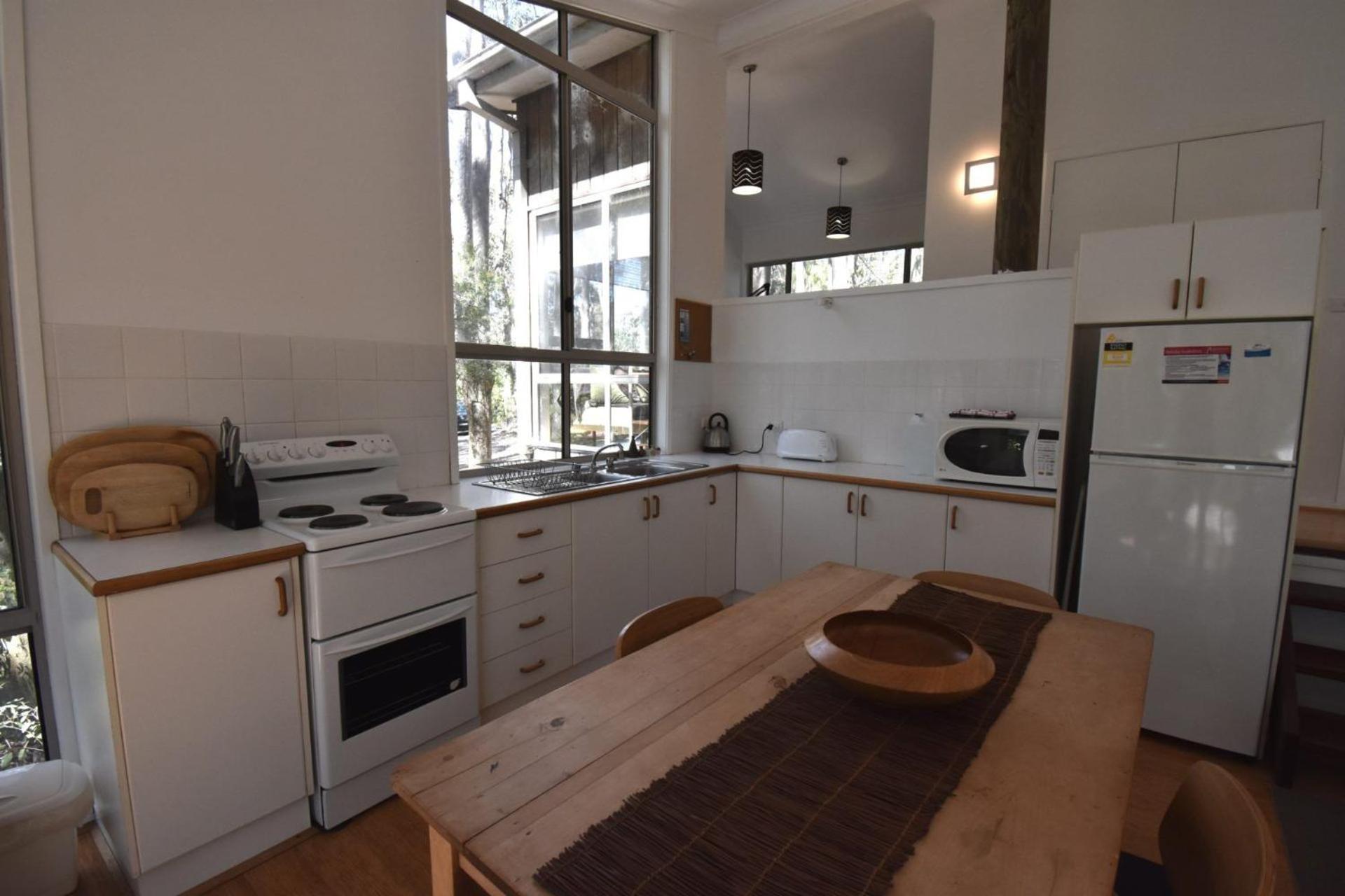 11 Burrawong