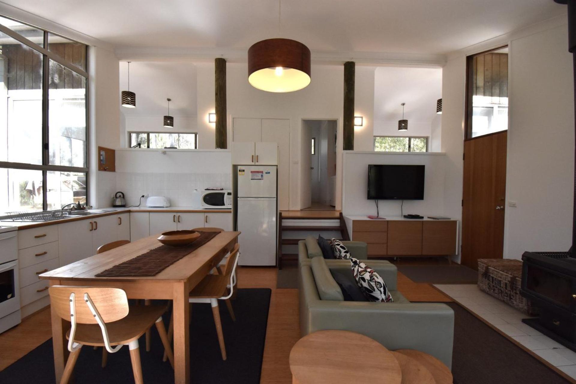 11 Burrawong