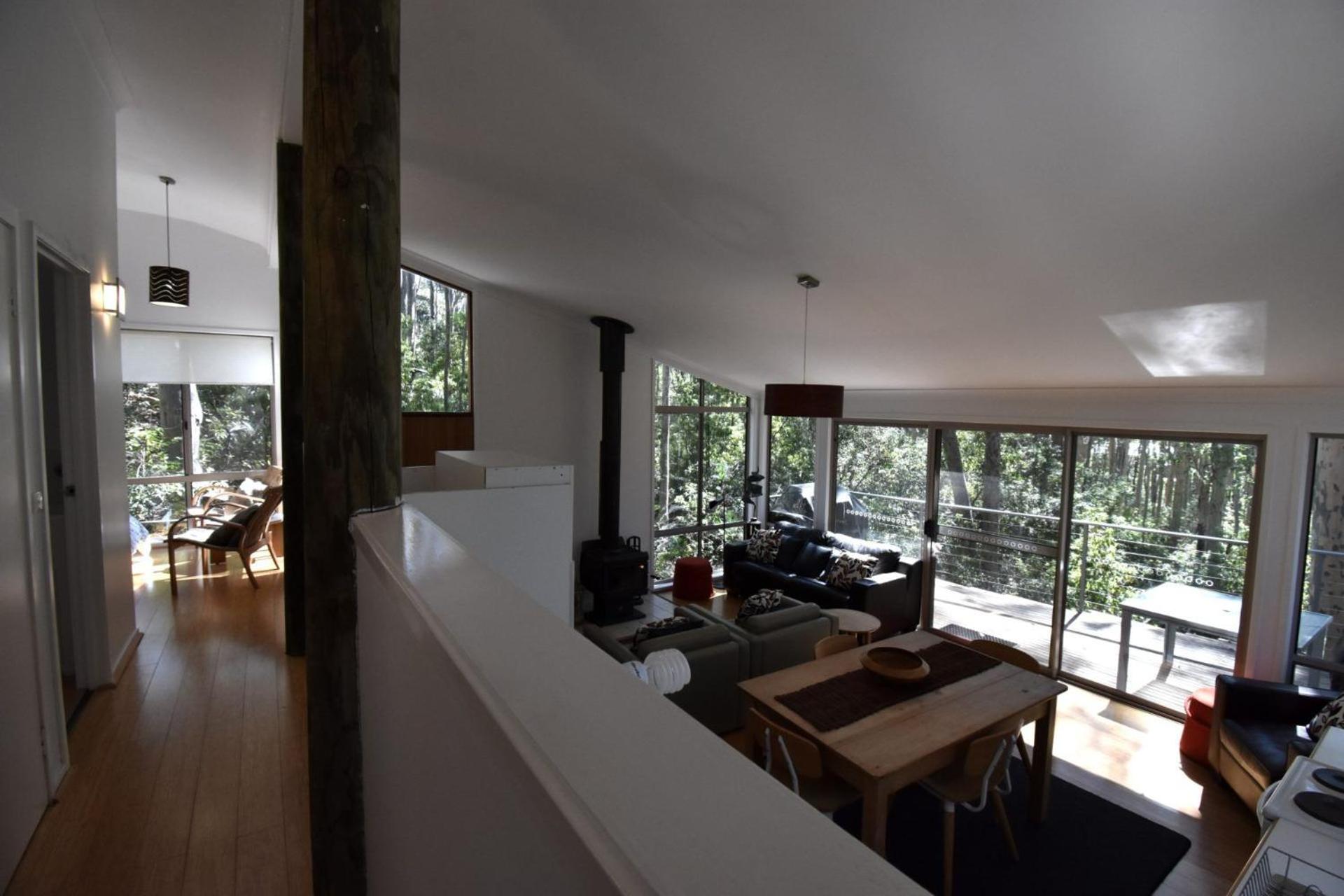 11 Burrawong