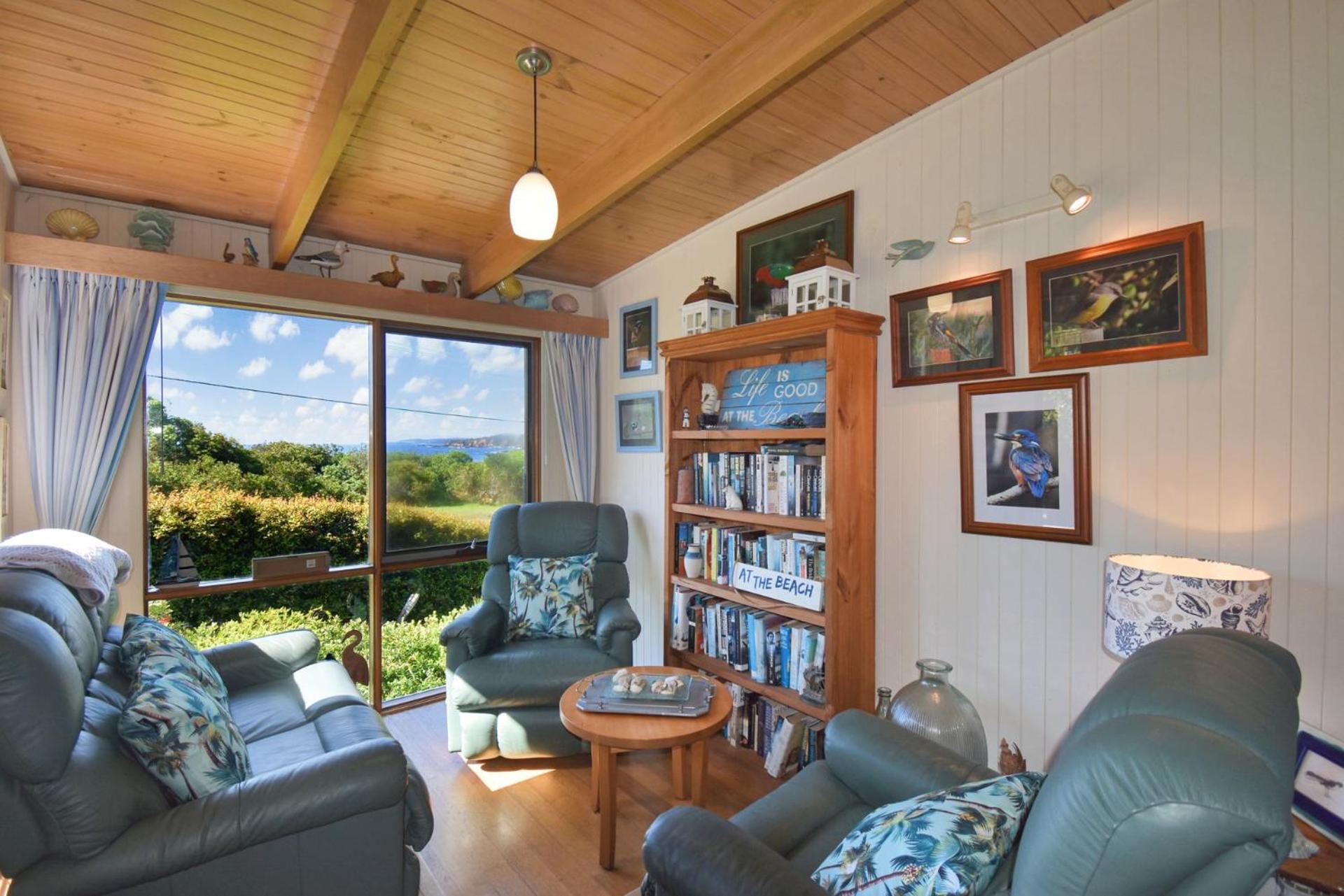 25 Scenic Drive