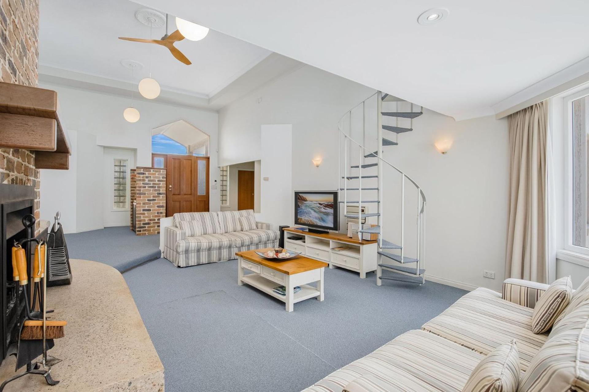 3 Dickinson Avenue