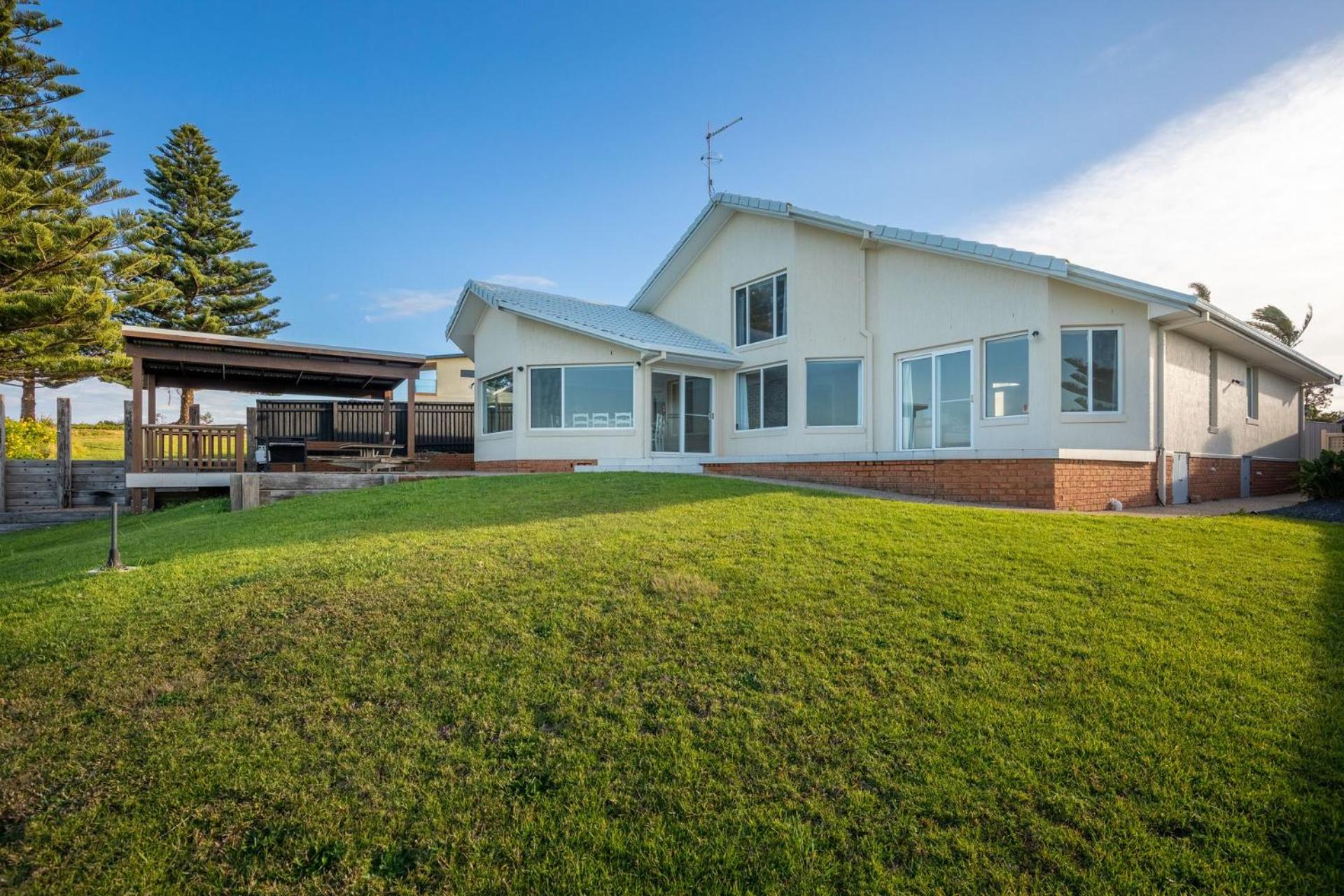 3 Dickinson Avenue