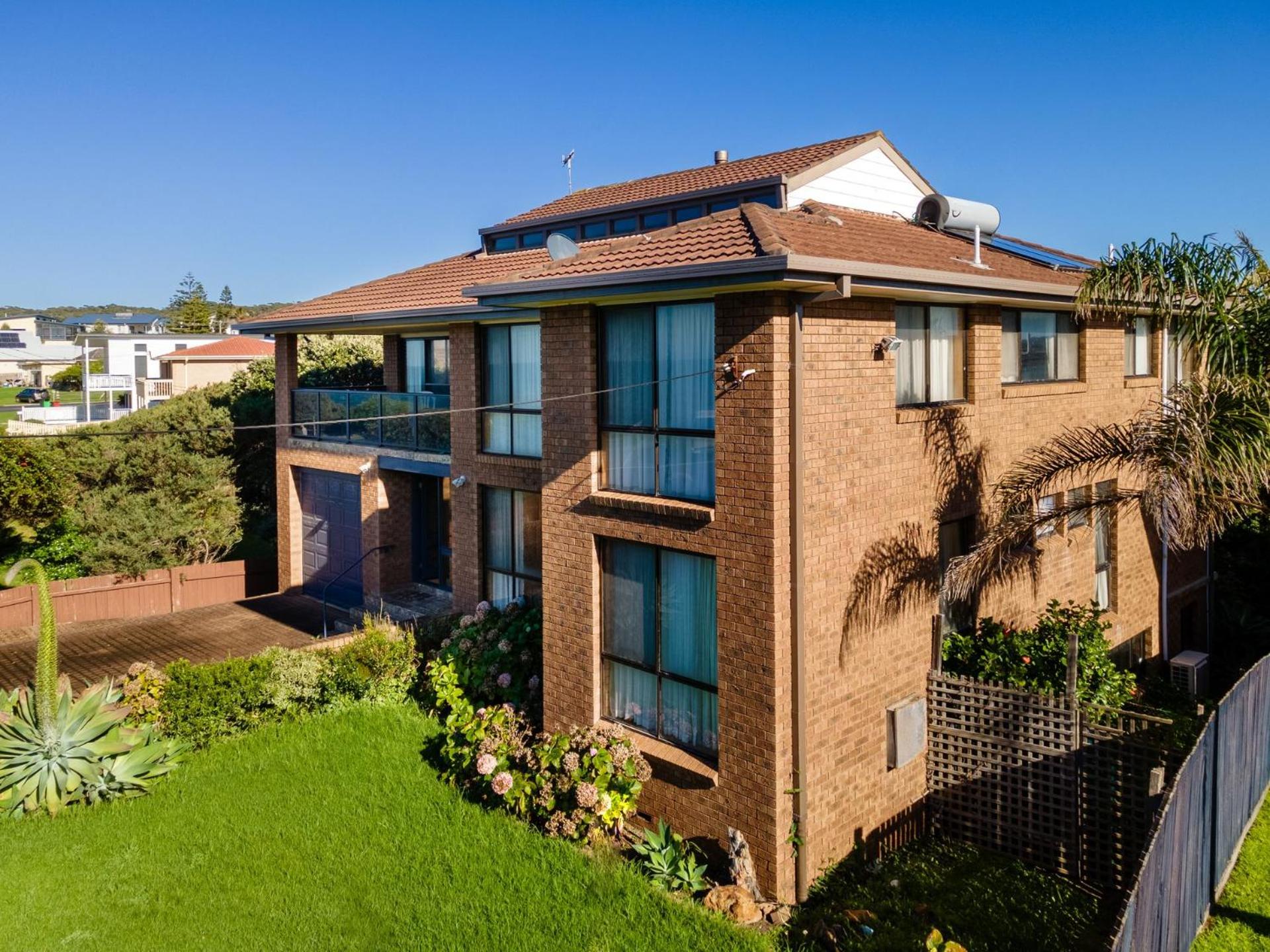 35 Scenic Drive