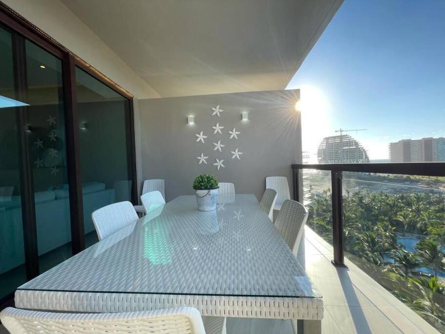 La Mano de Fatima Isla Residence