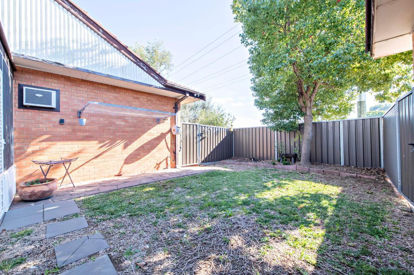 Rosewood Cottage - Stroll to Central, Cosy Escape