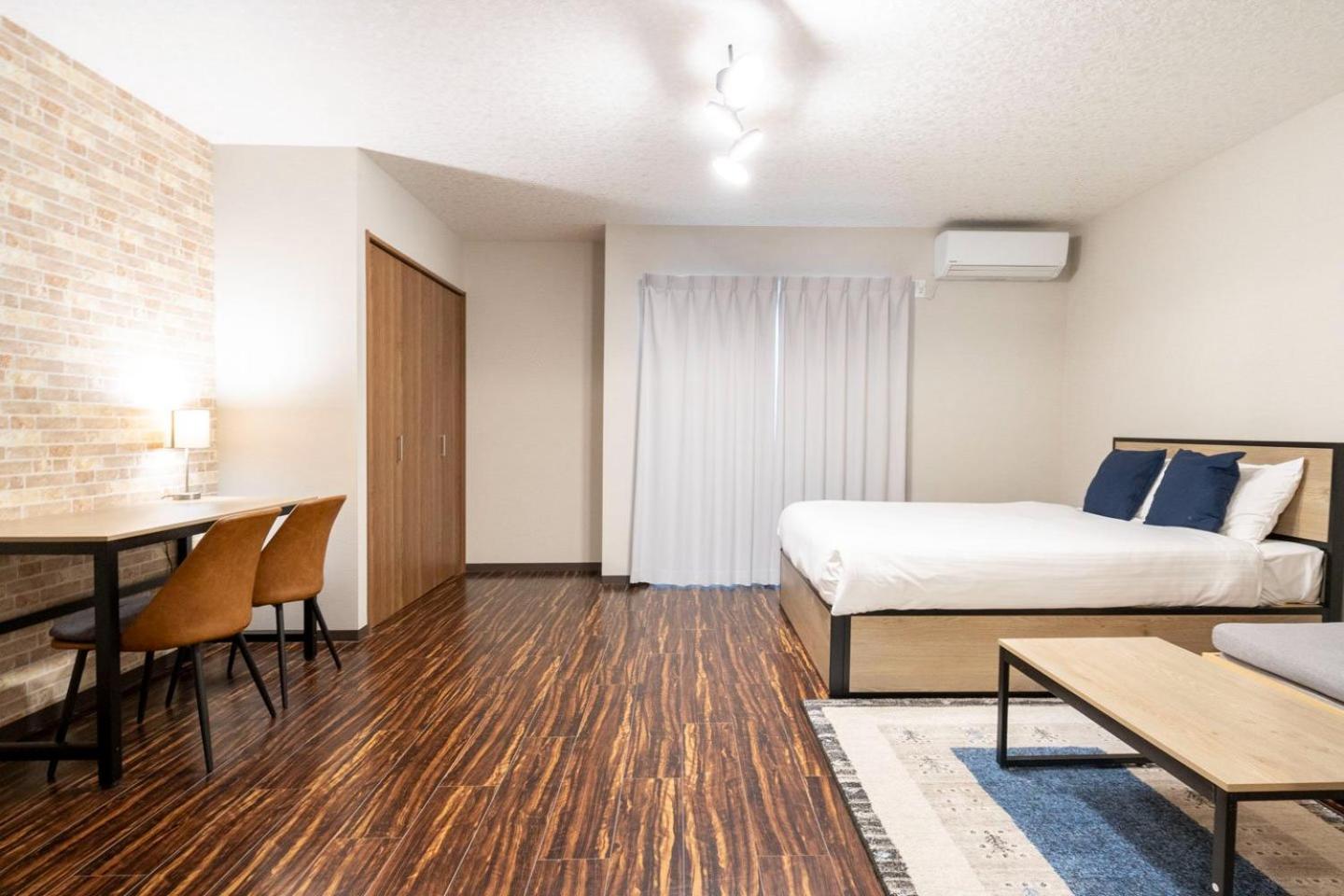 Osaka house sinkan