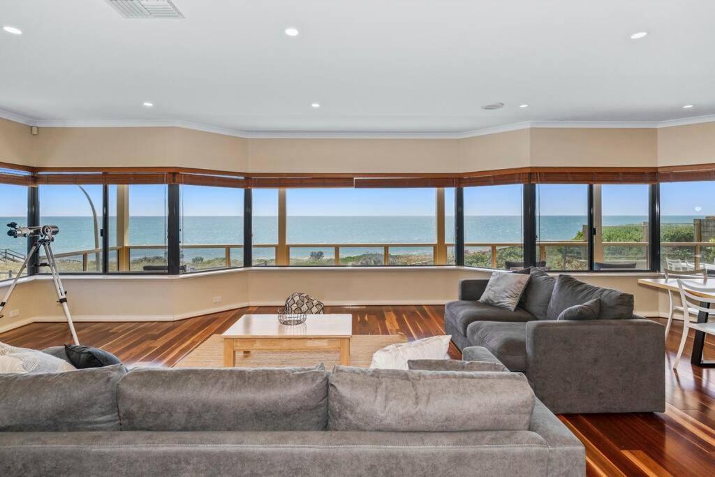 Absolute Oceanfront Escape