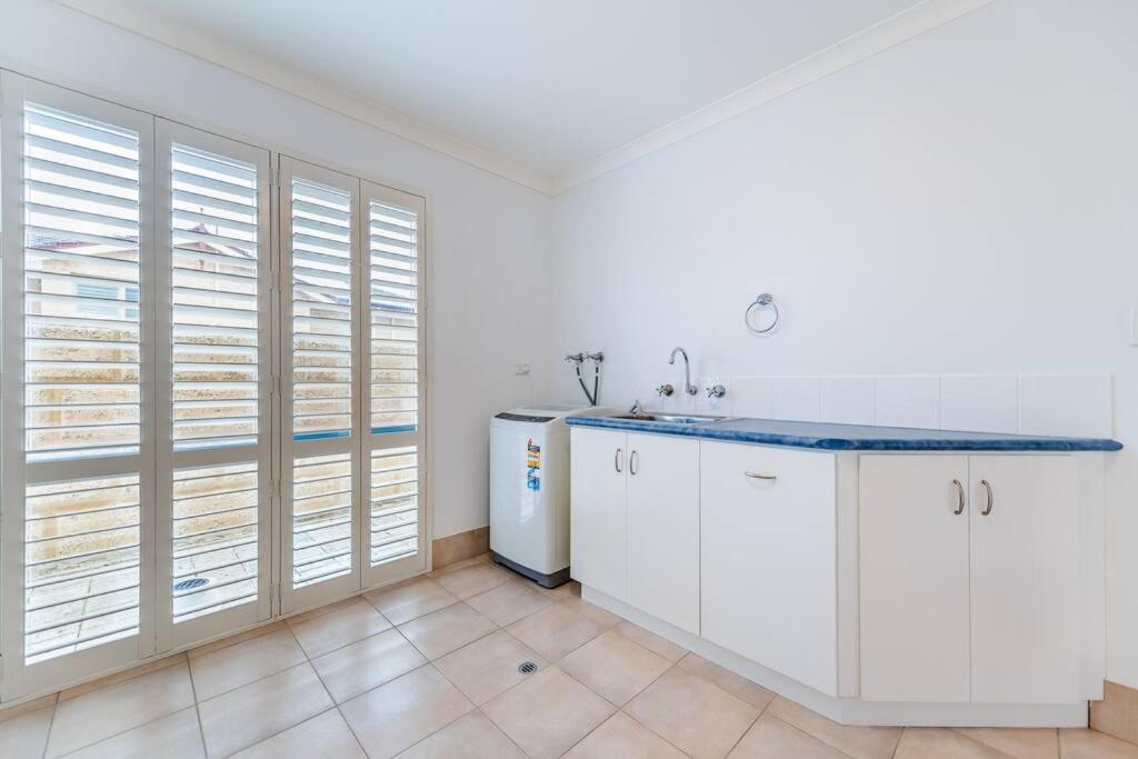Absolute Oceanfront Escape