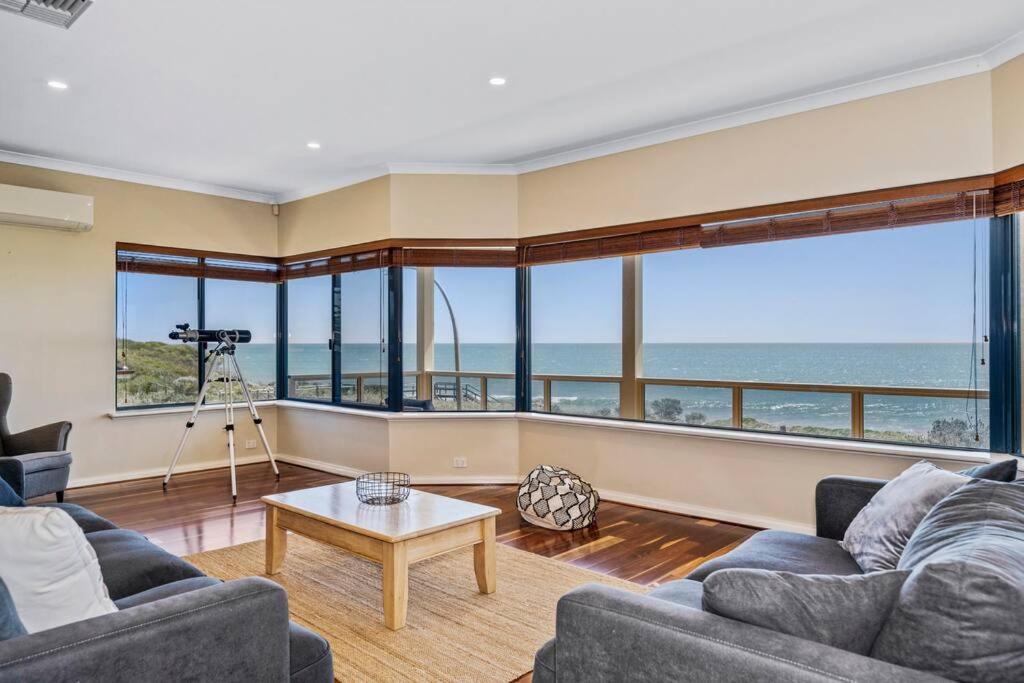 Absolute Oceanfront Escape
