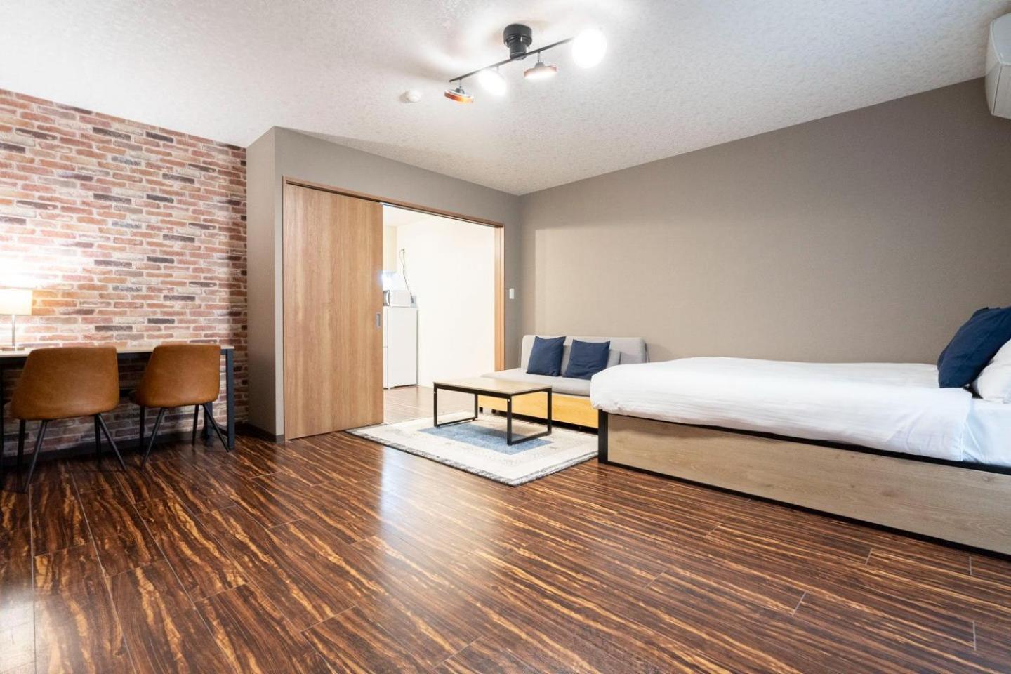 Osaka house sinkan