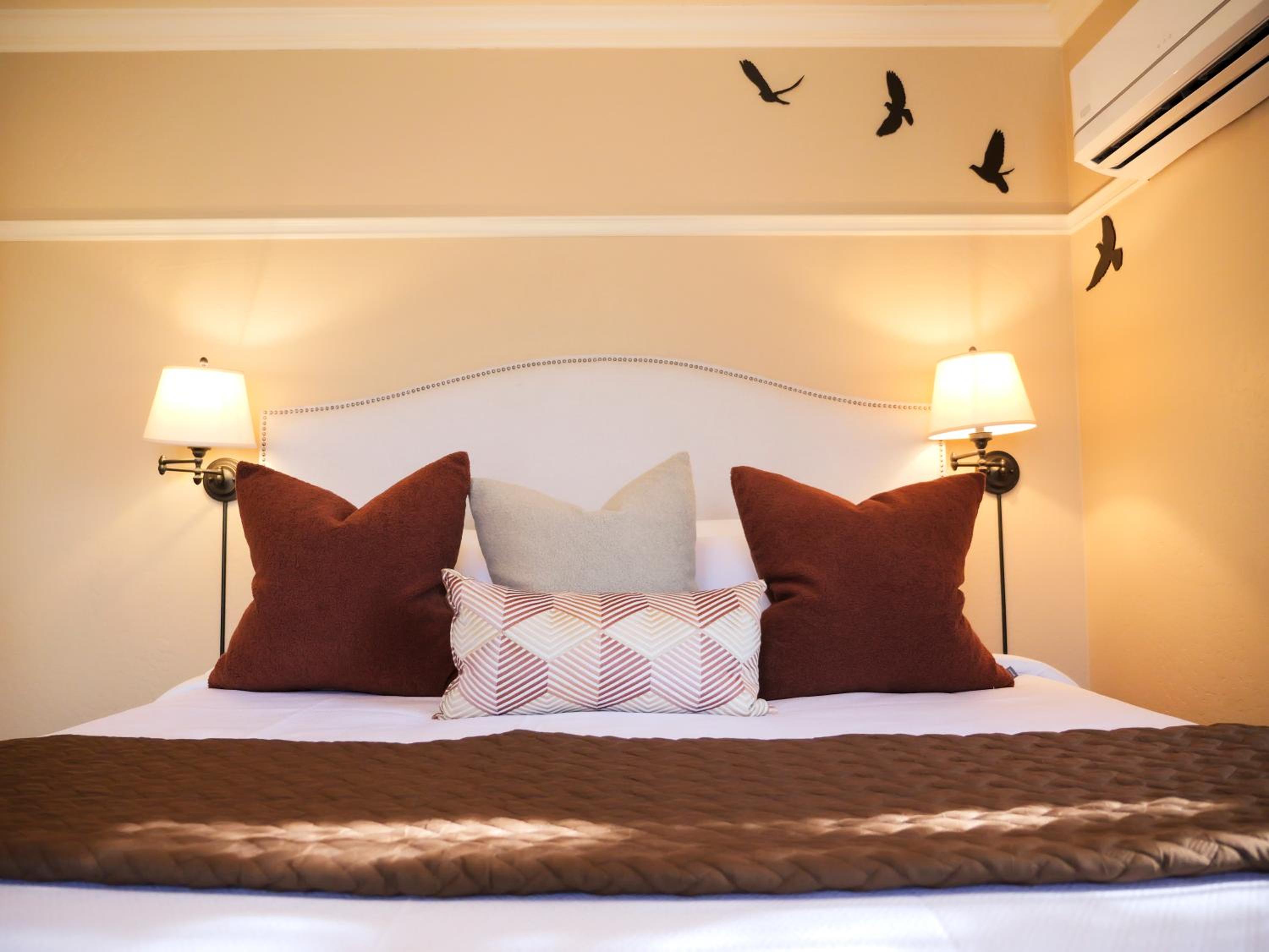 Ashland Vacations - Redtail Inn - 3 Suites Sleeps Up To 12 - Property Image 84