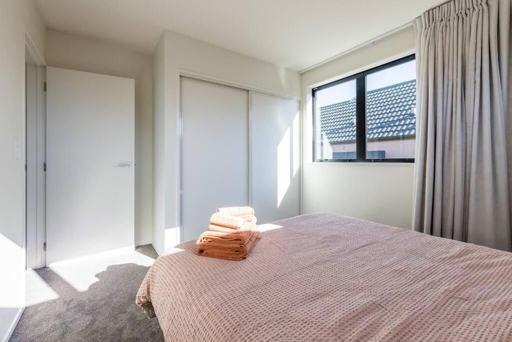 Brand New, Private & Central Townhouse view 3