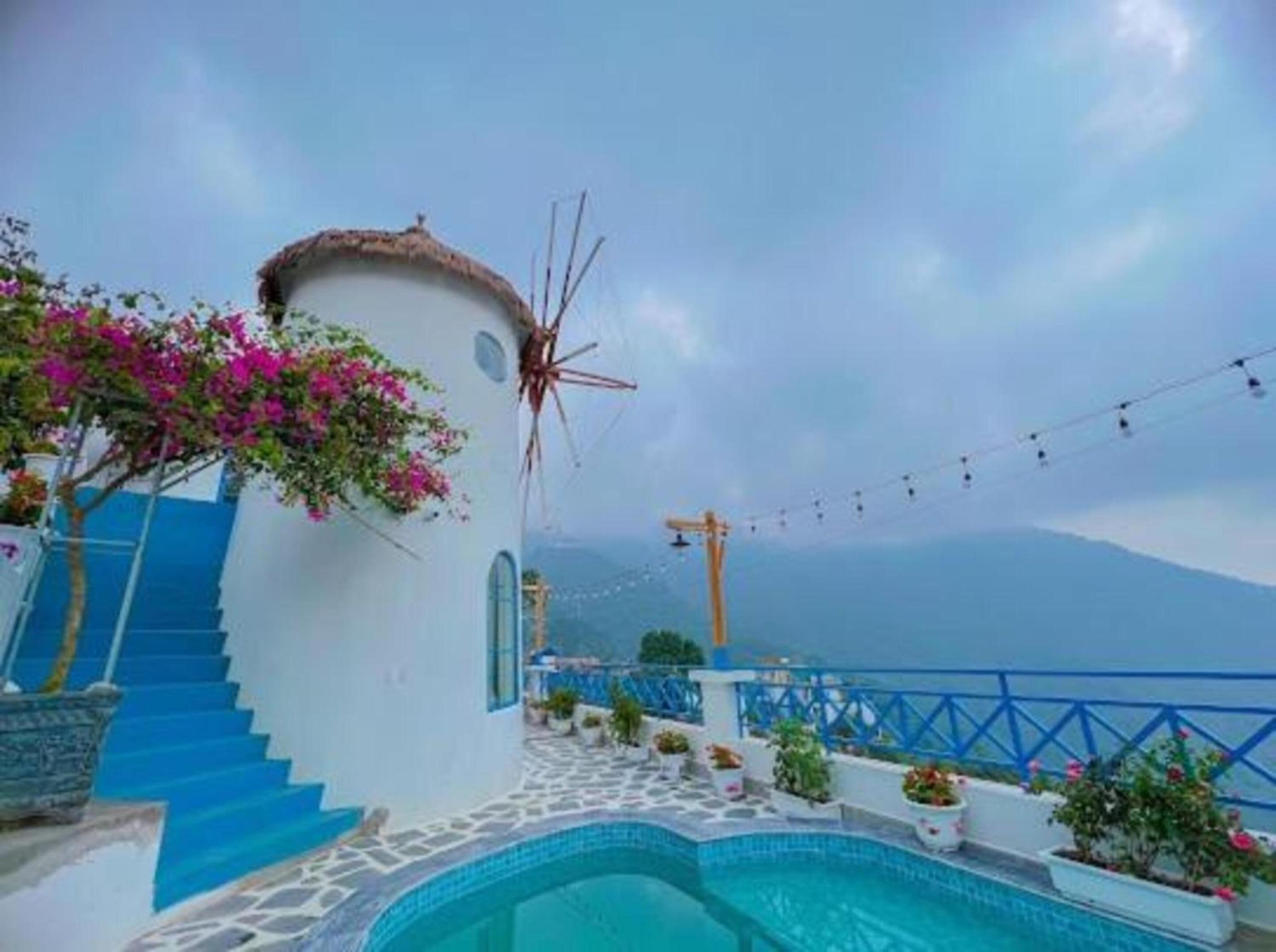 Santorini Villa Tam Dao - Venuestay view 2