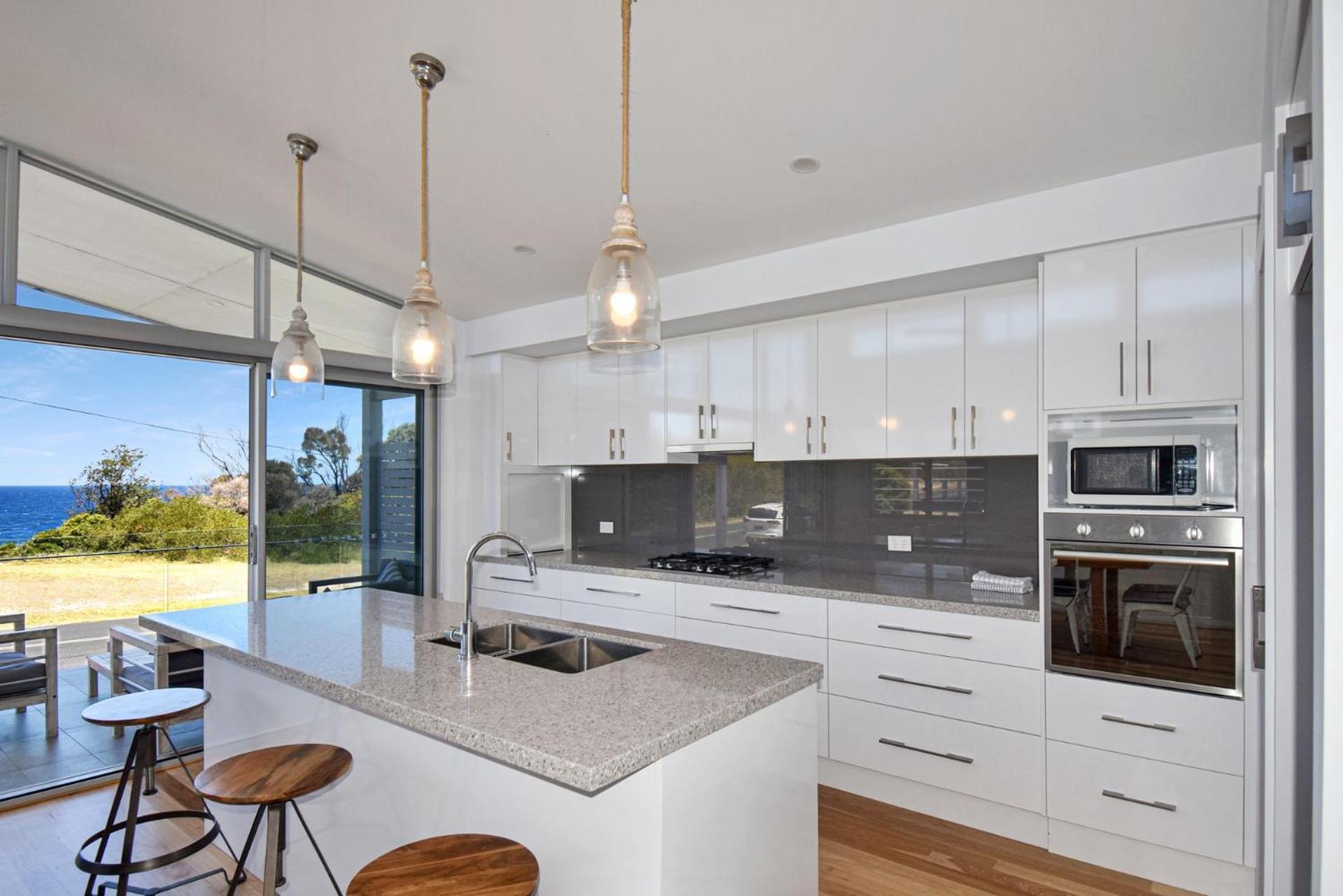 9 Scenic Dr