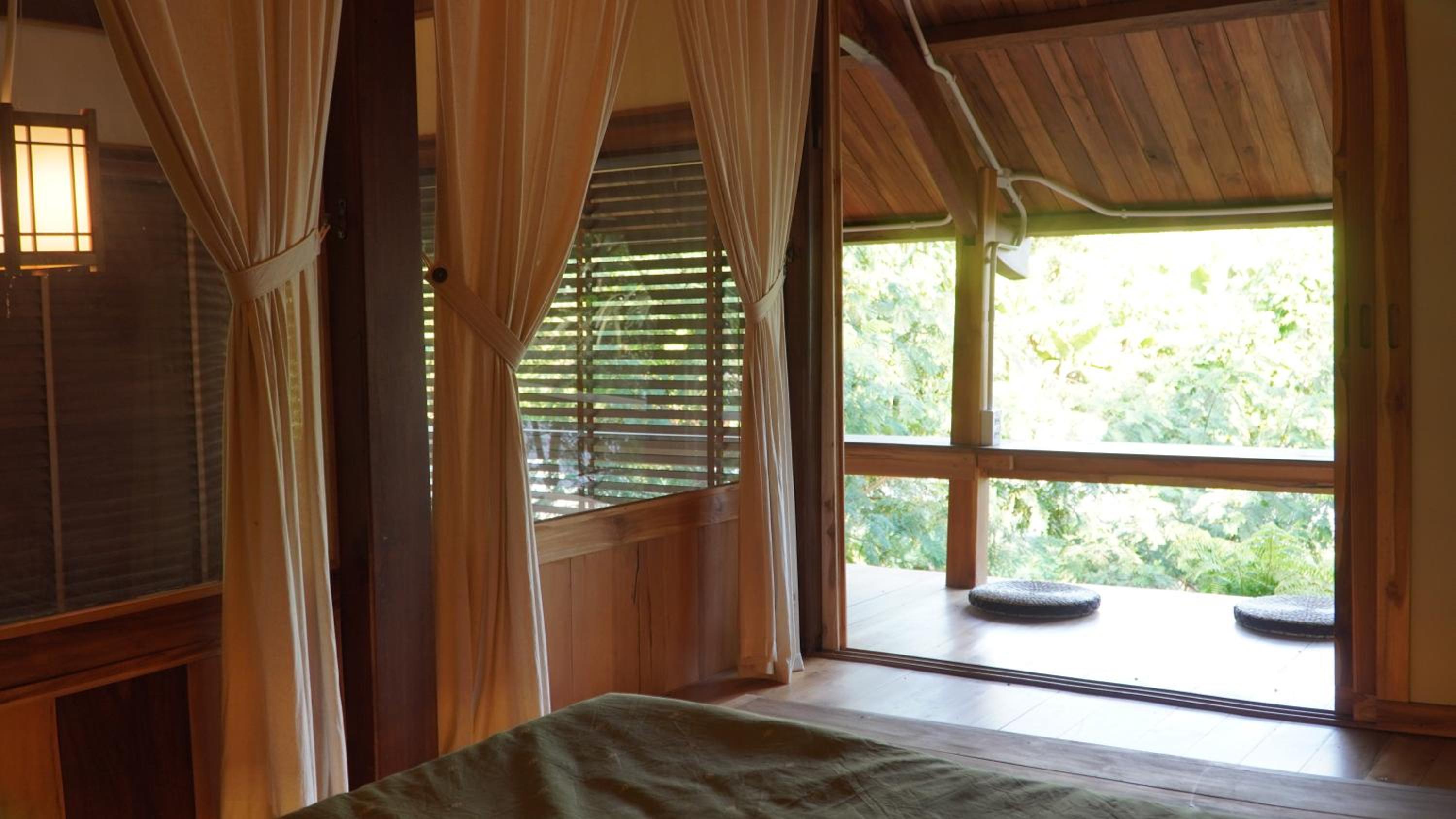Harmony Botanical Garden Stay - 300 Plant Species, Natural Stream and Small Pool