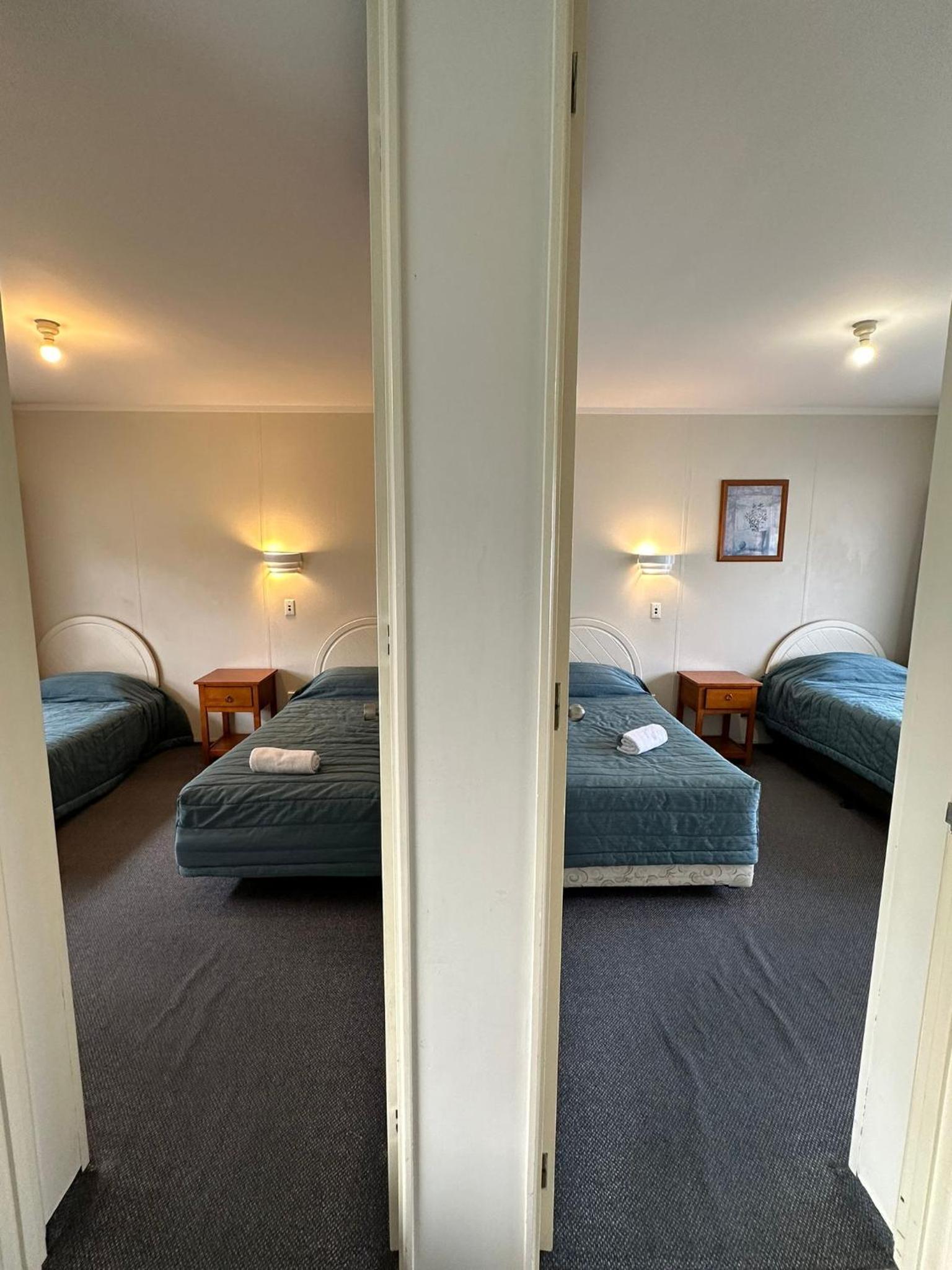 Airport Gold Star Motel