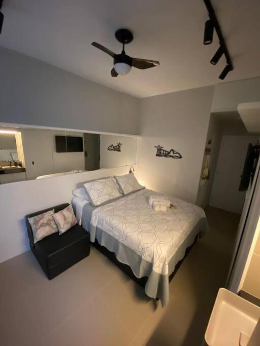 Studio Novíssimo na Praia de Botafogo todo completo