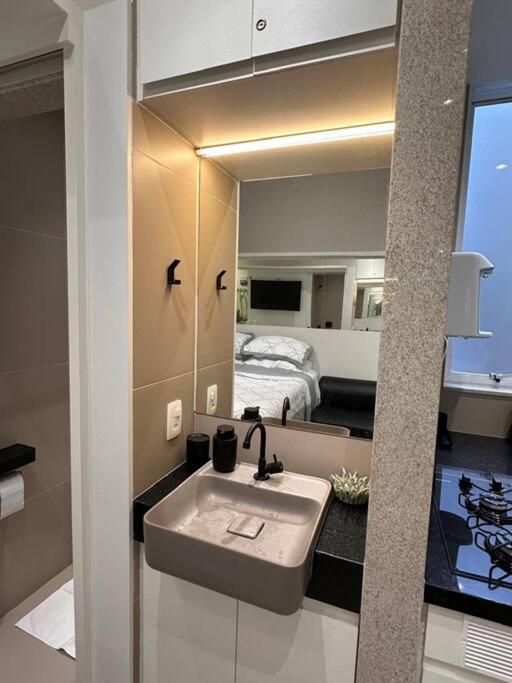 Studio Novíssimo na Praia de Botafogo todo completo