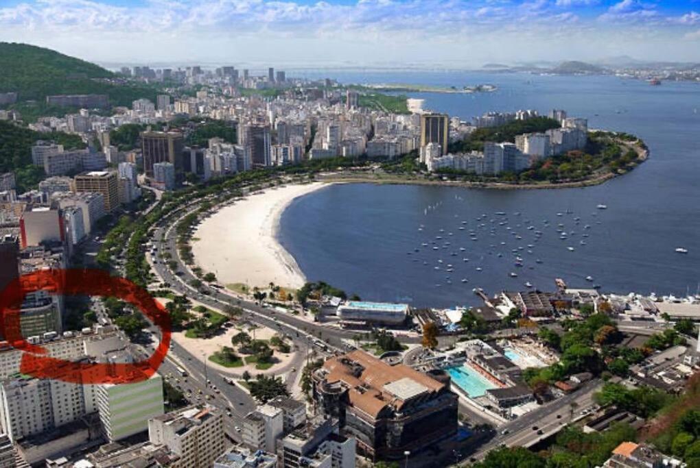 Studio Novíssimo na Praia de Botafogo todo completo
