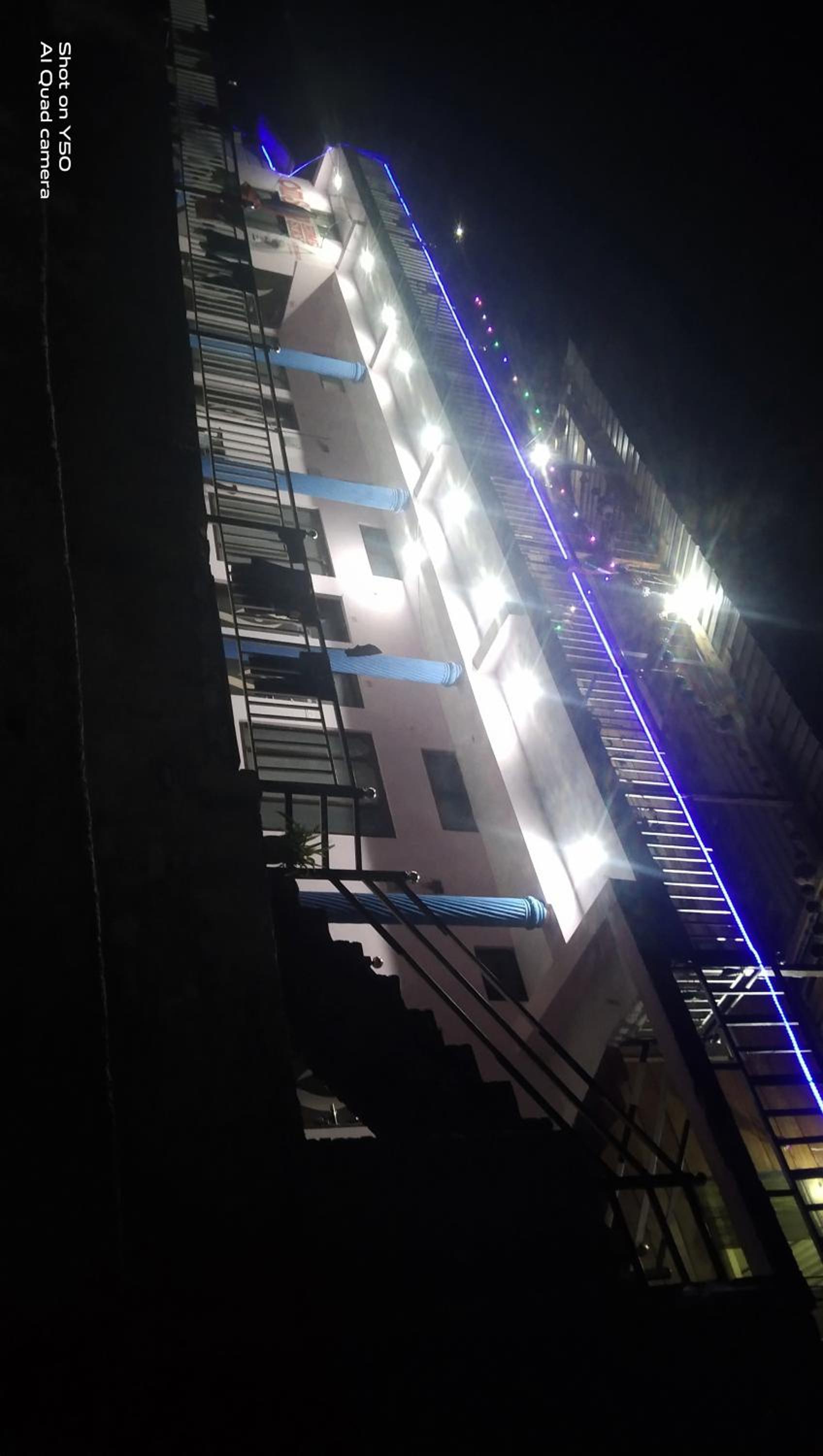 Om Som home stay hill view Yamunotri road view 3