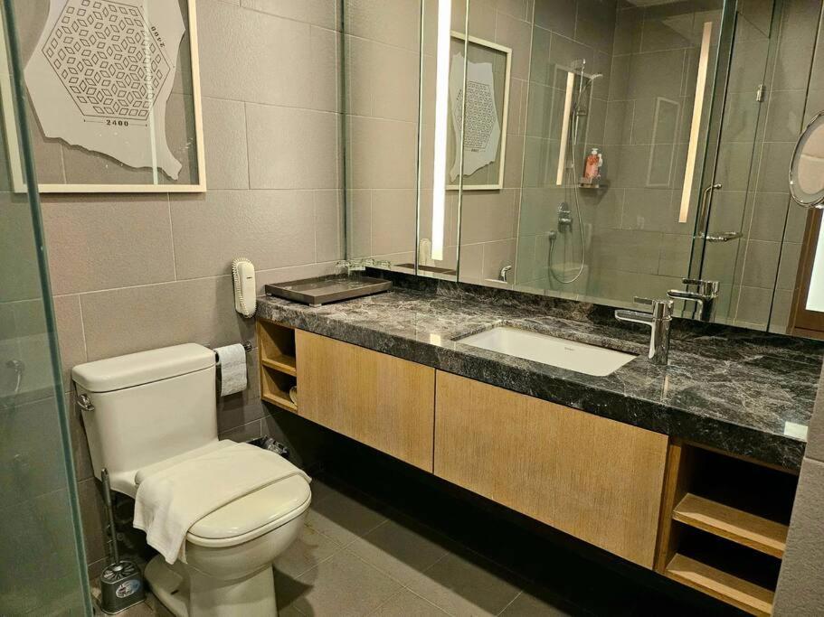 Luxurious Bathtub 2-Bedrooms Suite KLCC