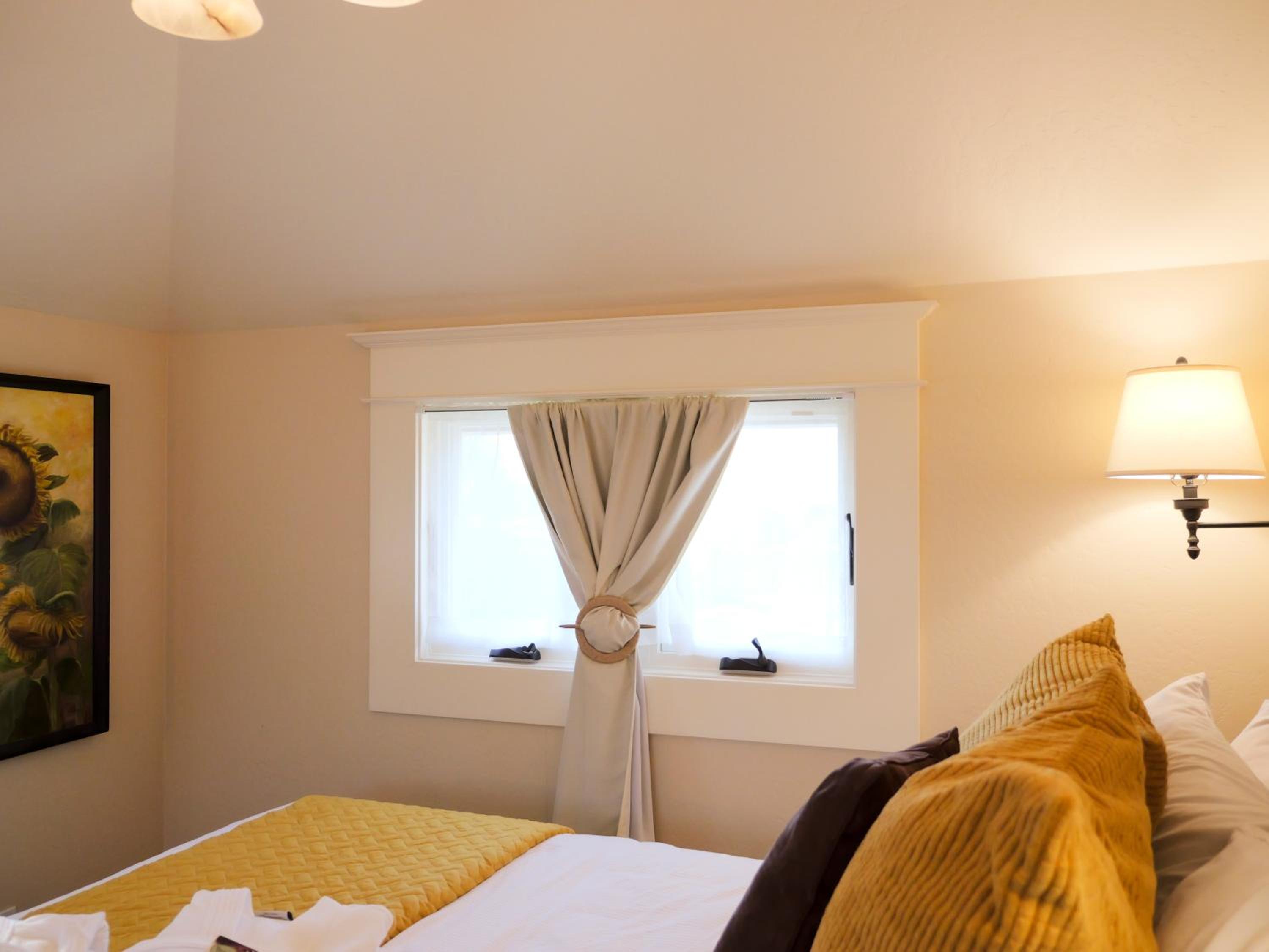 Ashland Vacations - Redtail Inn - 3 Suites Sleeps Up To 12 - Property Image 64