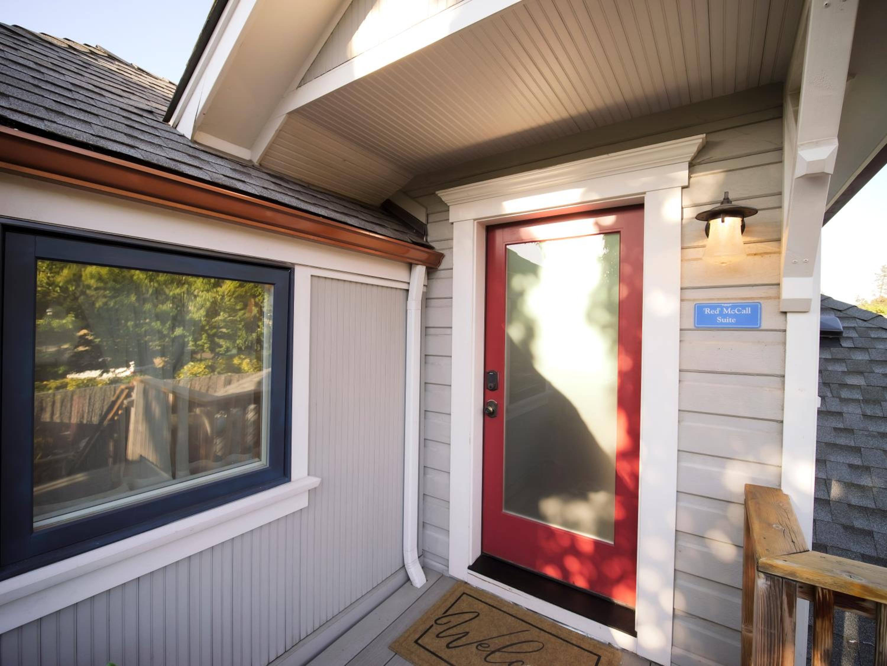 Ashland Vacations - Redtail Inn - 3 Suites Sleeps Up To 12 - Property Image 66
