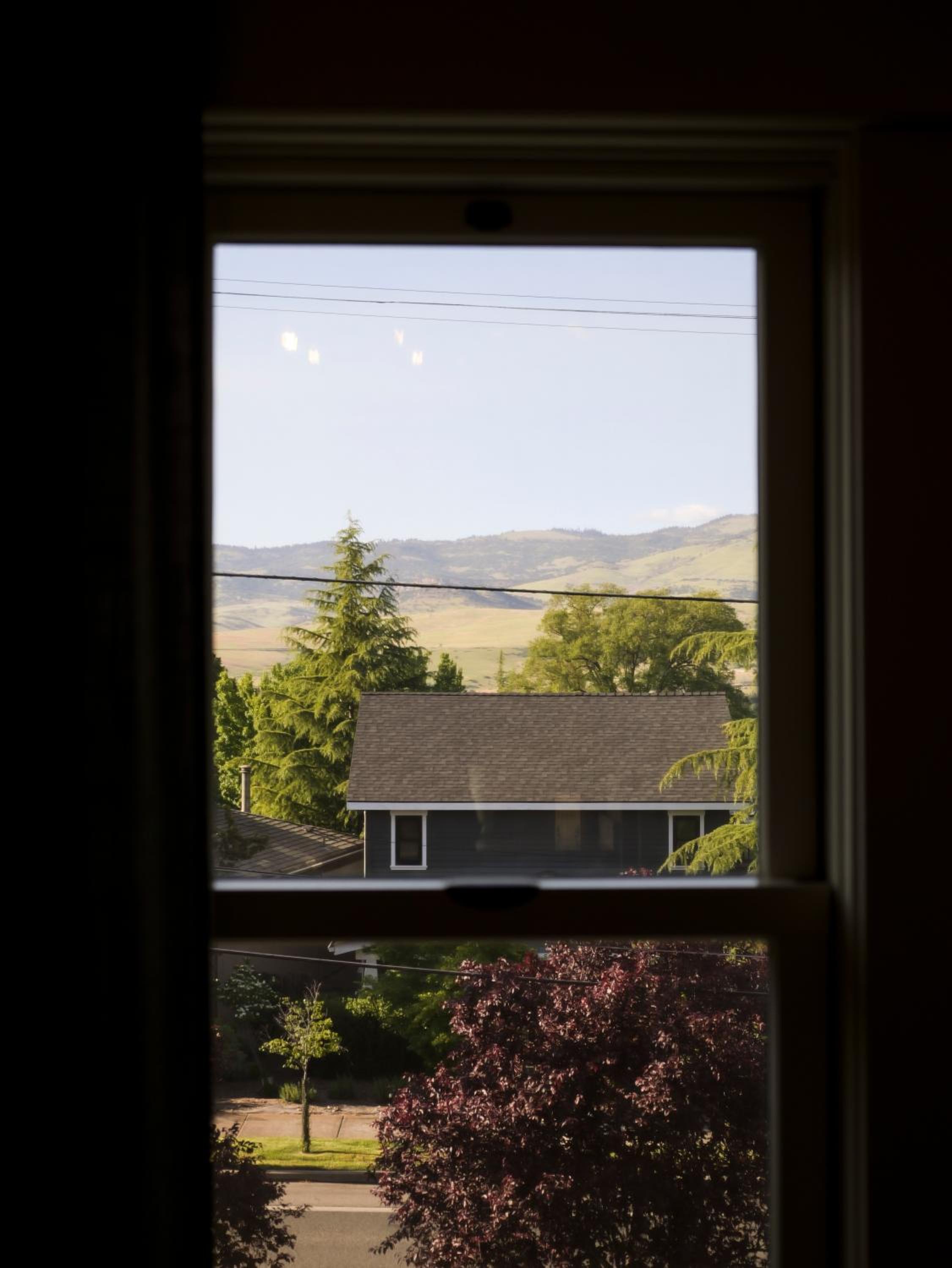 Ashland Vacations - Redtail Inn - 3 Suites Sleeps Up To 12 - Property Image 100