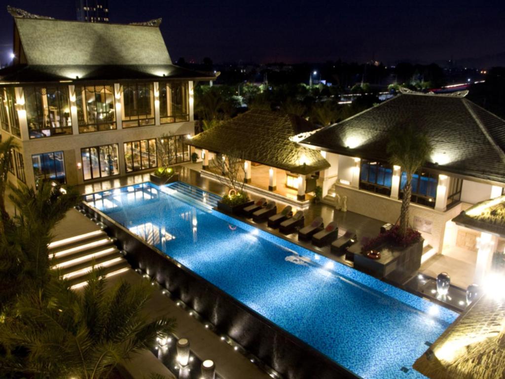 Riyuegu Hotsprings Resort view 3