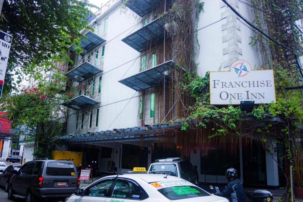 Franchise One Hotel 7430 photo 2