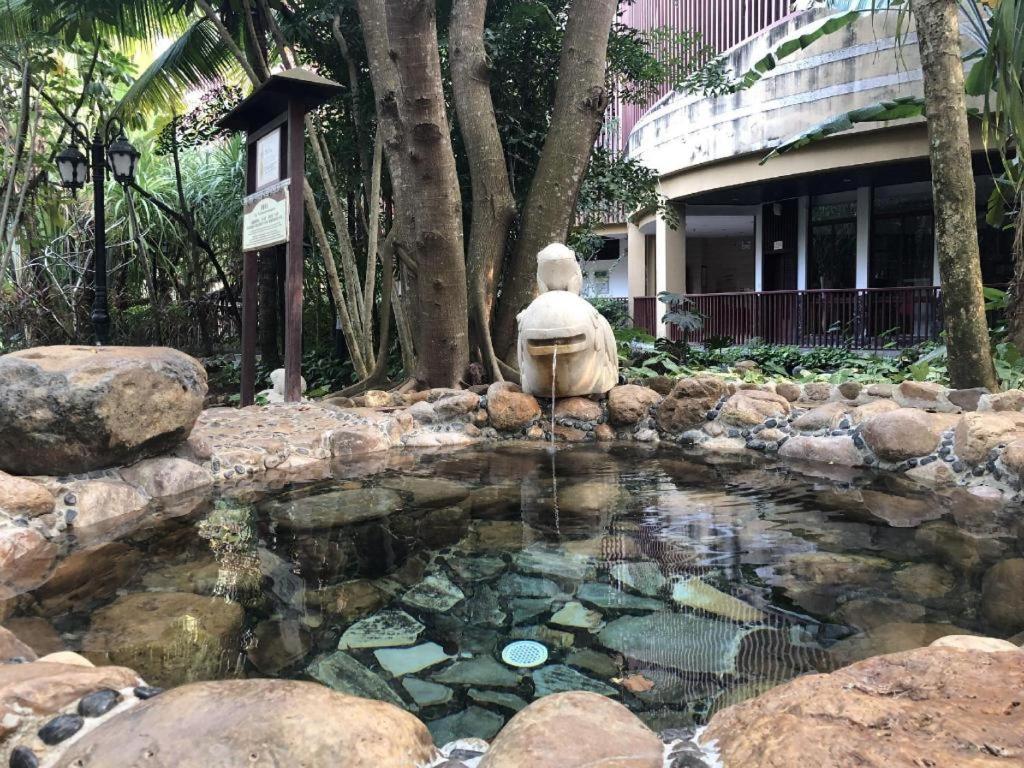 Sanya Haitang Bay Nantian Hot Spring Resort