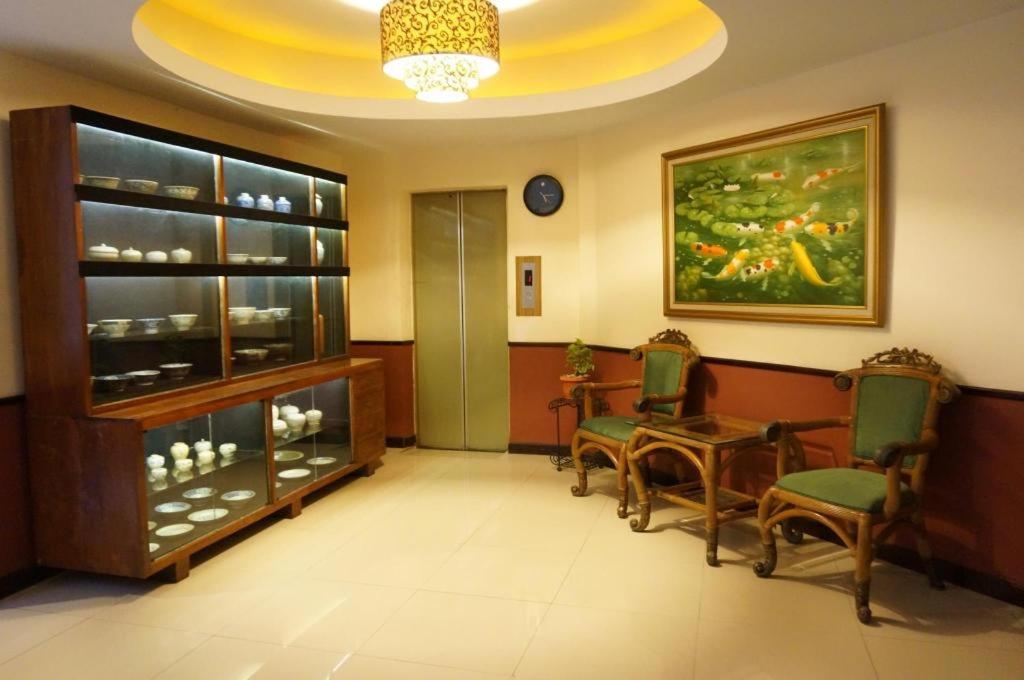 Losari Beach Hotel Makassar