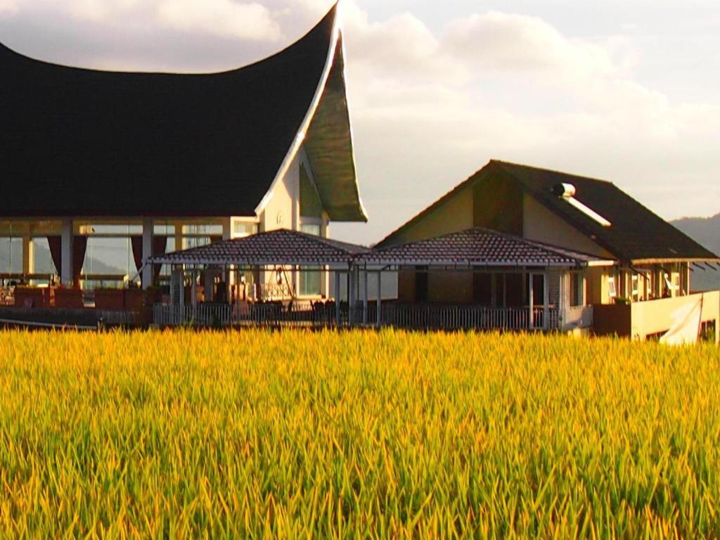 Aie Angek Cottage