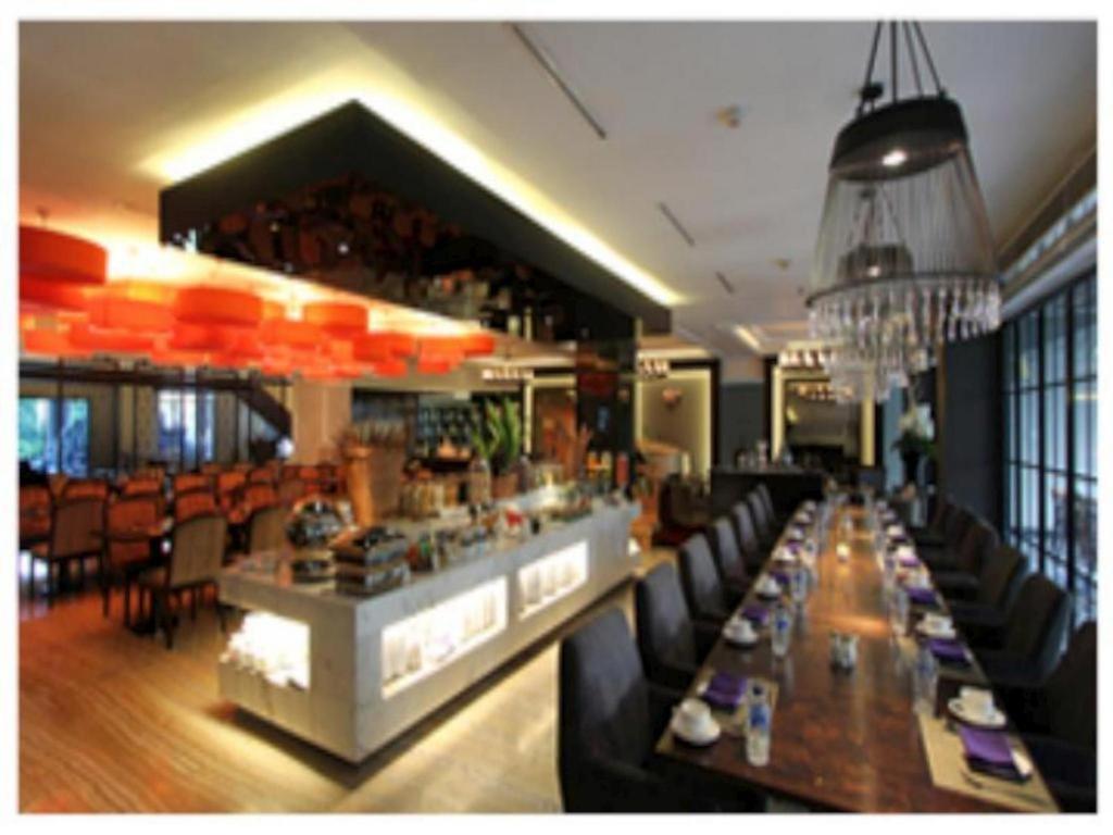 Blue Sky Hotel - Image 4