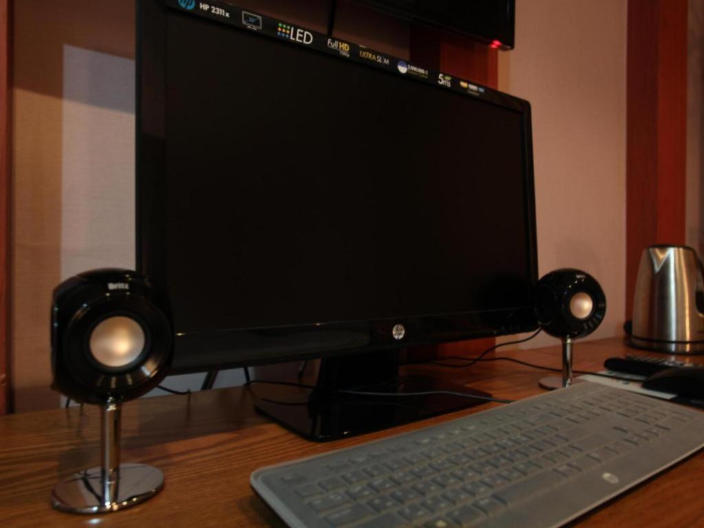 Photo 6