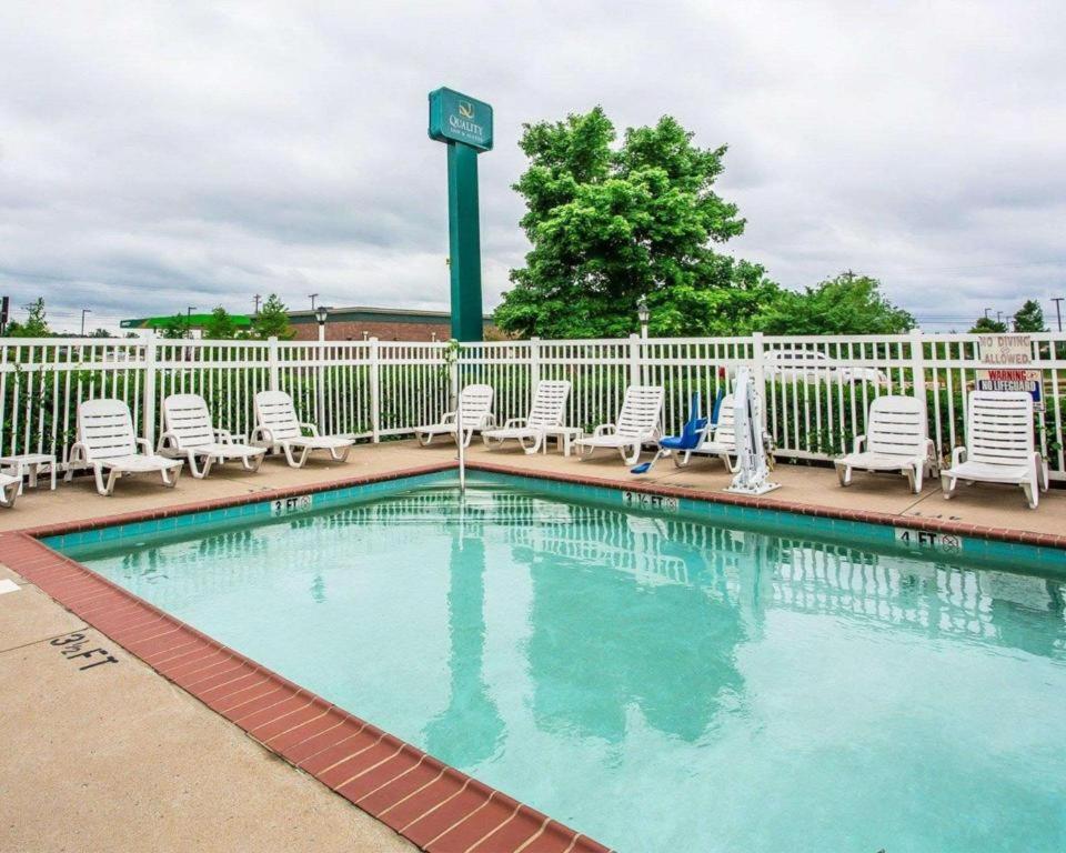 Quality Inn & Suites view 4