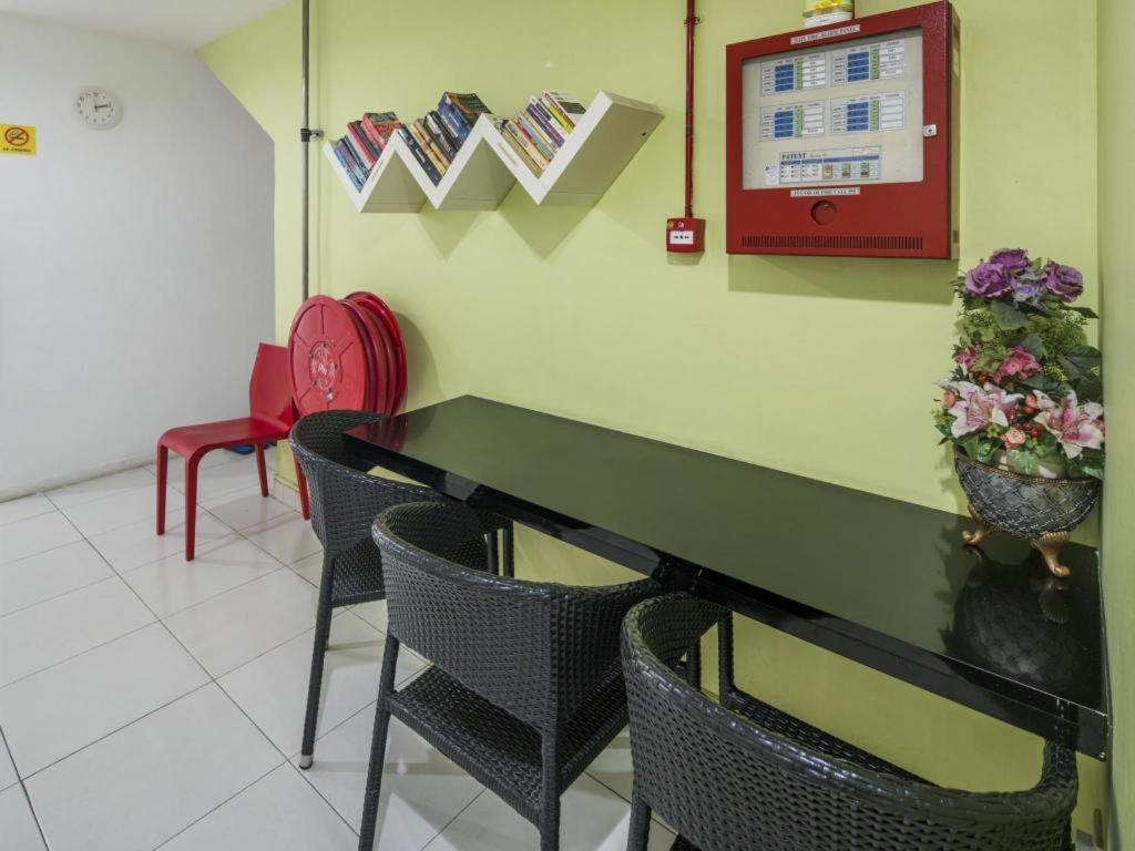 G4 Station Backpackers Hostel