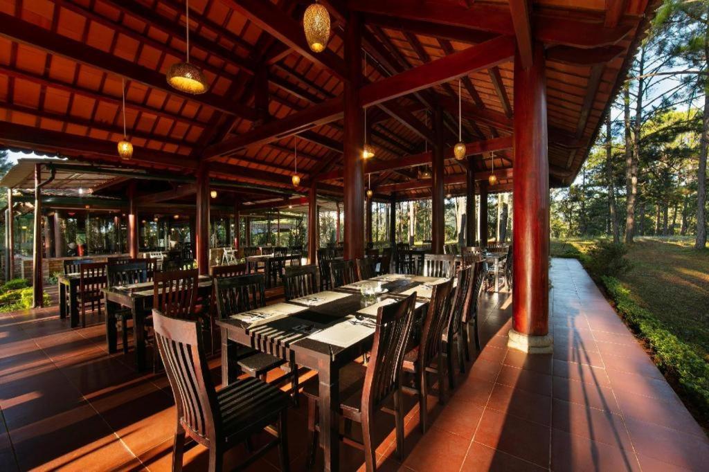 Sam Tuyen Lam Resort